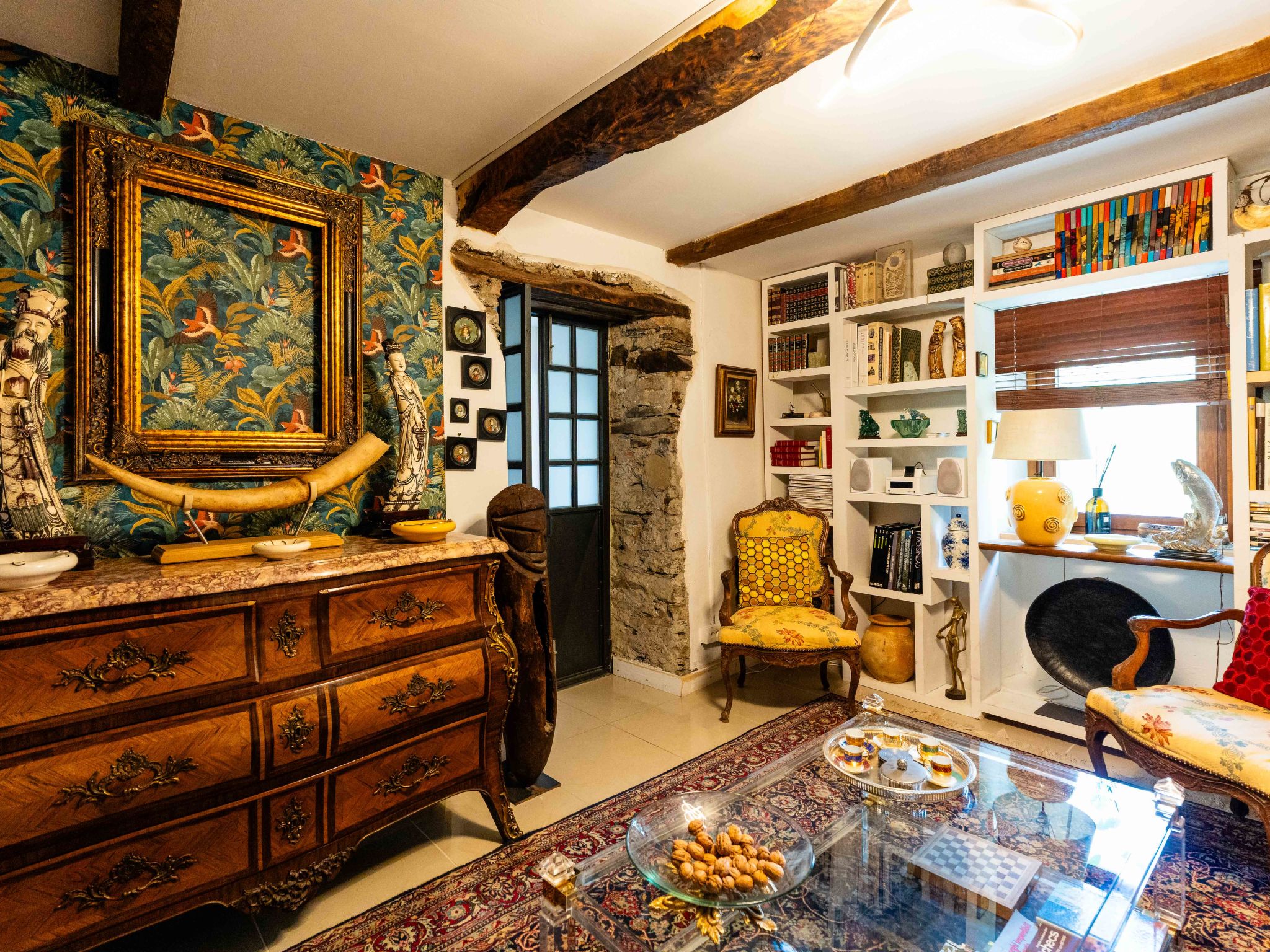 Ma Maison-Binnen