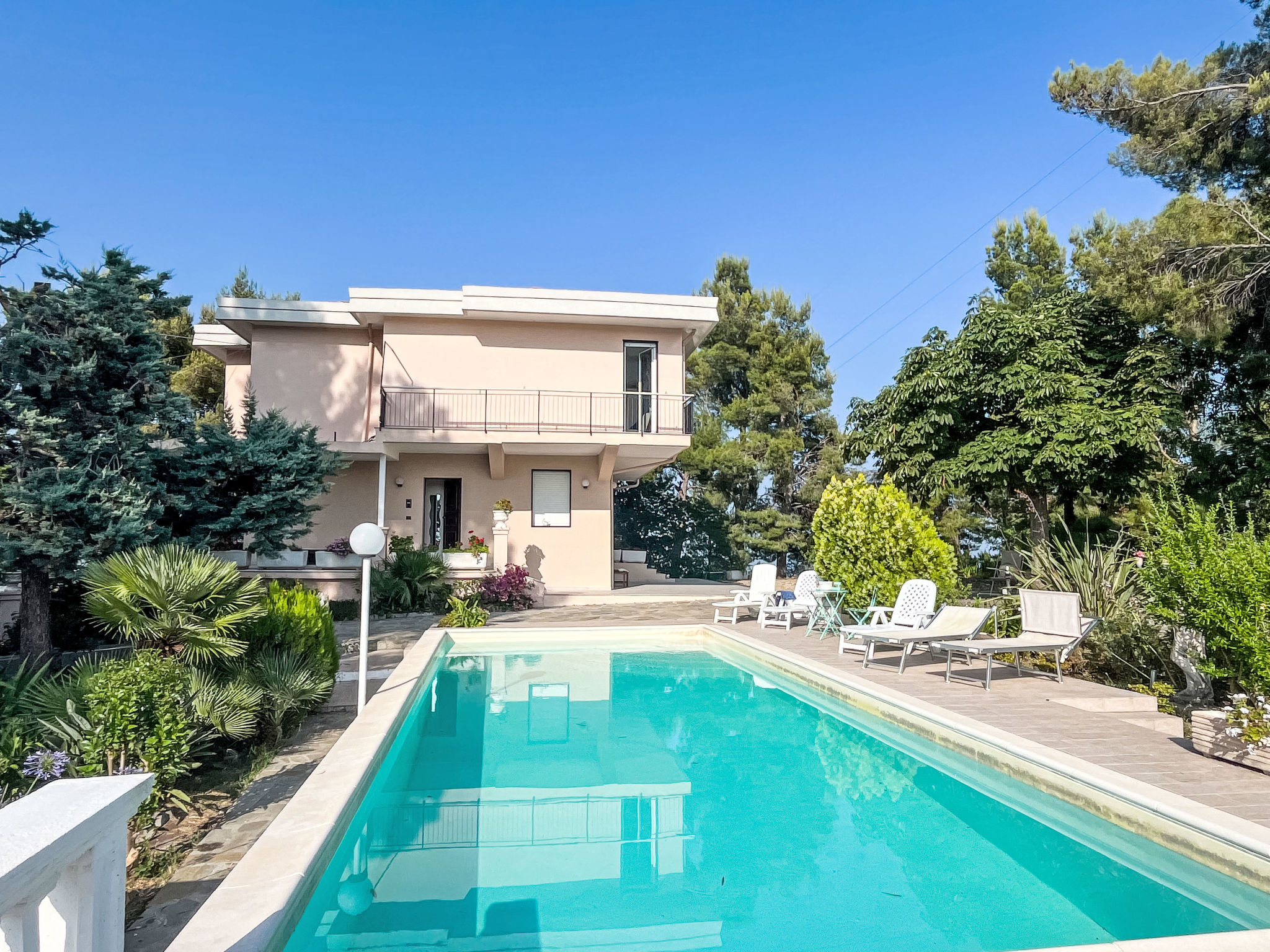 Blu Mediterraneo (PGI210)-Dehors