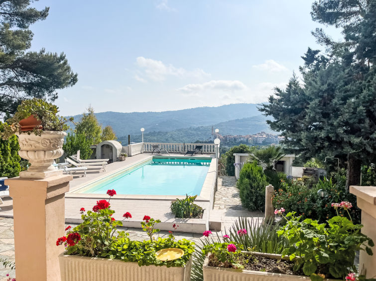 Licht appartement Arancio di Liguria in Poggi met zwembad in Poggio a Caiano
