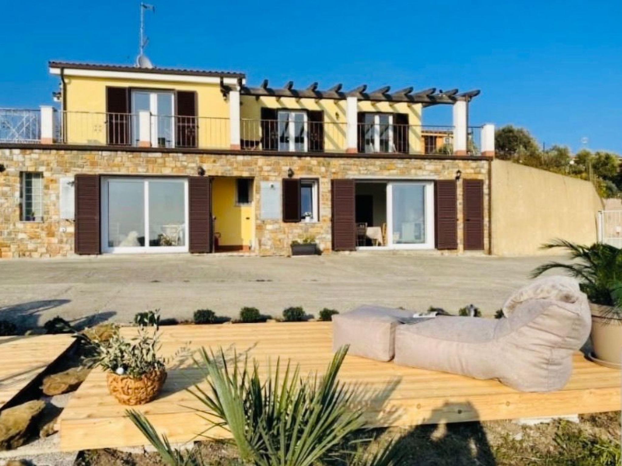 Bella Vista Poggi 180 Grad Fantastischer Meerblick-Inside