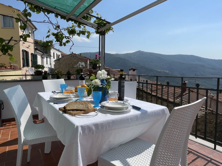 Search and Stay destination Lucinasco, Liguria - Italy from AU$ 170. Casa Sylvie