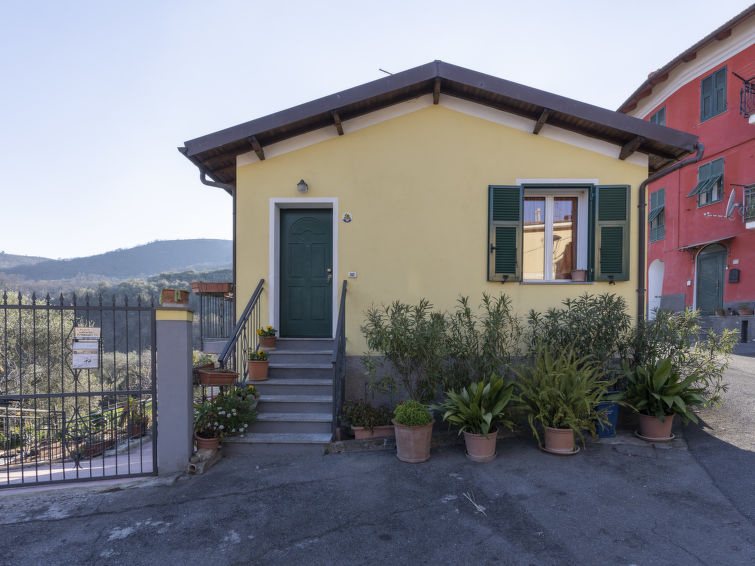 Search and Stay destination Villa Viani, Liguria - Italy from AU$ 137. Lory House