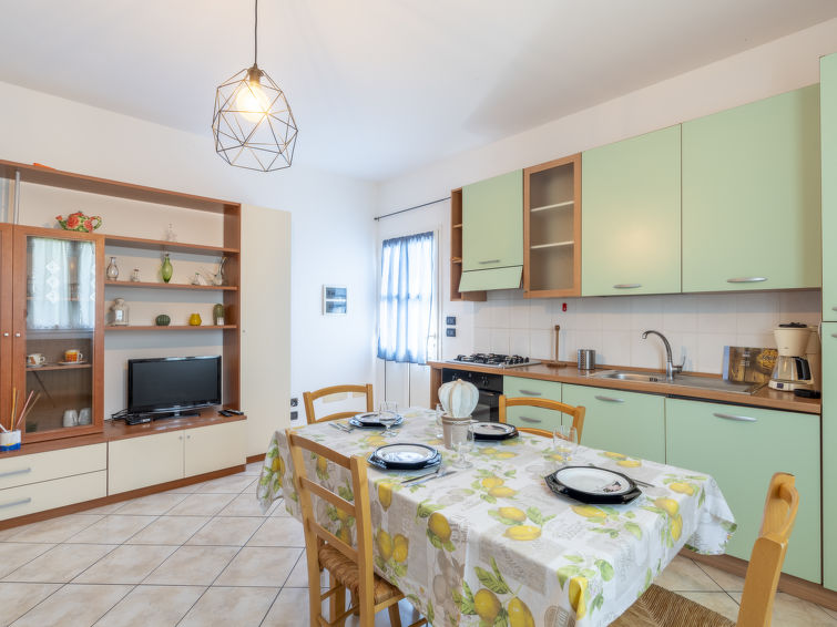 Search and Stay destination Gazzelli, Liguria - Italy from AU$ 246. Ulivo