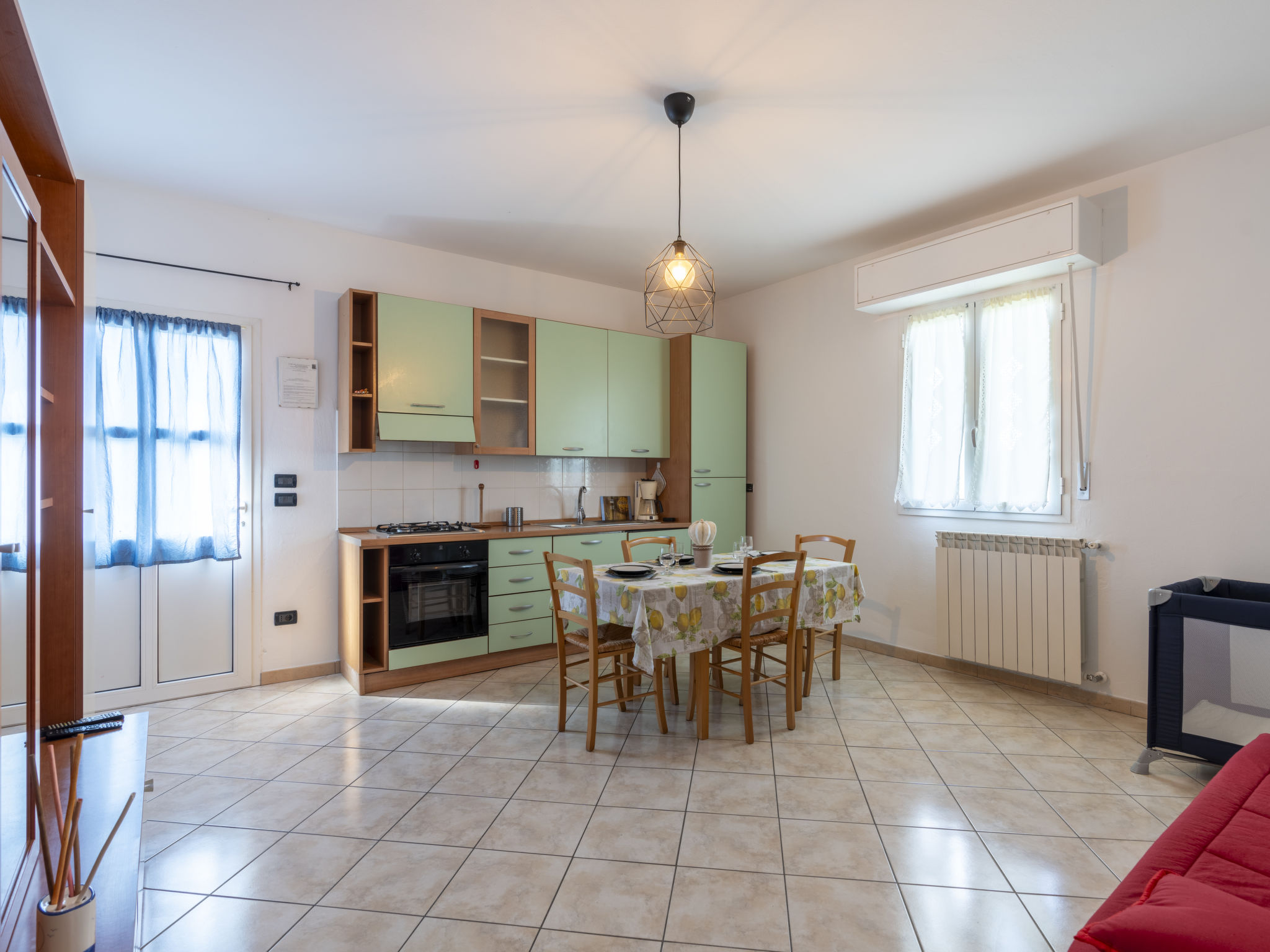 Kitchen / Dining Room