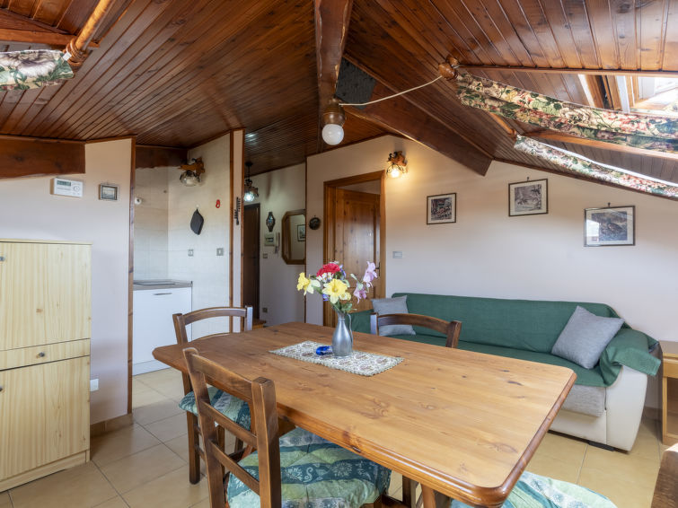 Op 350 m van zee: Charmant appartement in Diano Marina in Diano Marina