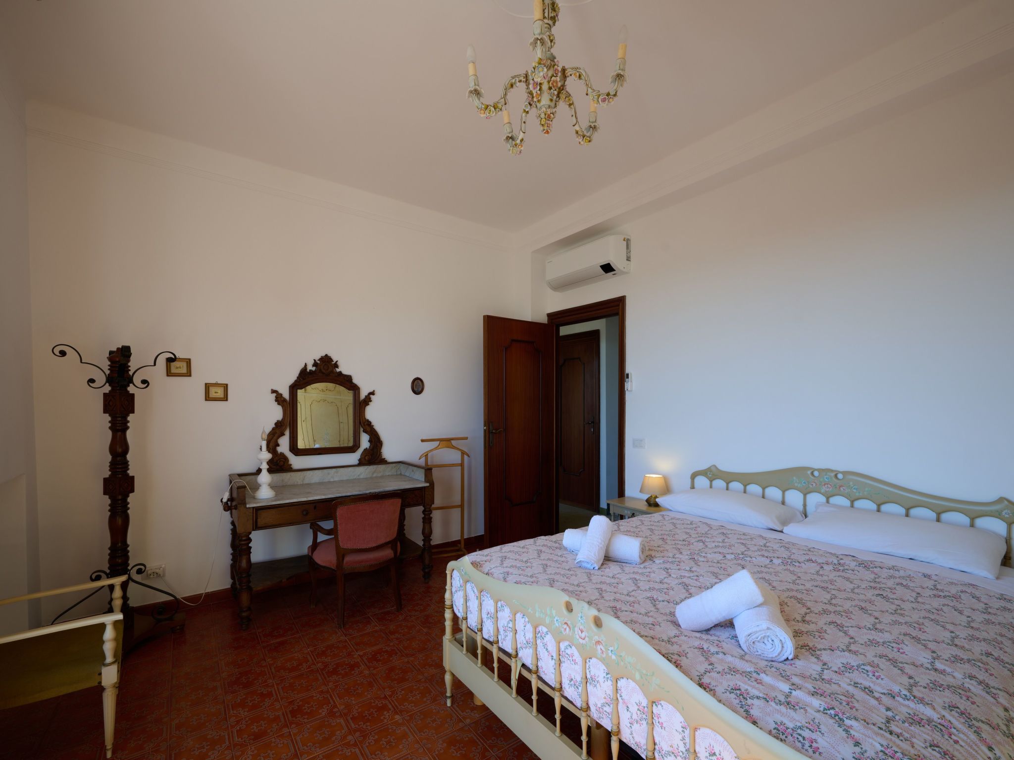 Villa Camilla Wohnung Terrasse-Binnen