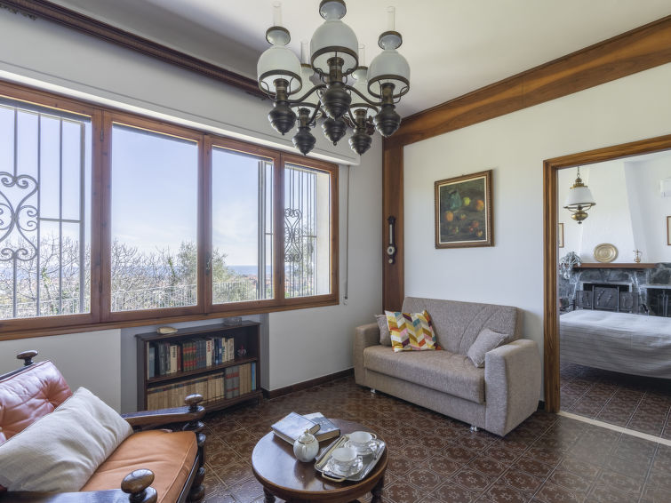 Search and Stay destination Diano Castello, Liguria - Italy from AU$ 574. Villa Eva