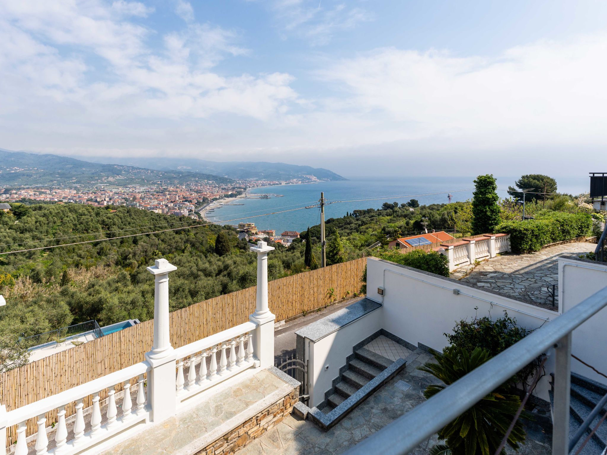 Photo of Bella vista su Diano