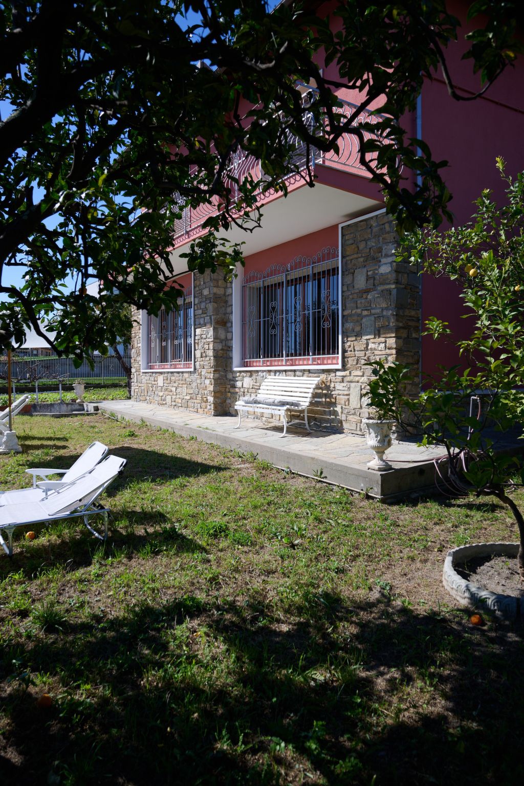 Villa Camilla Gartenwohnung'-Drinnen