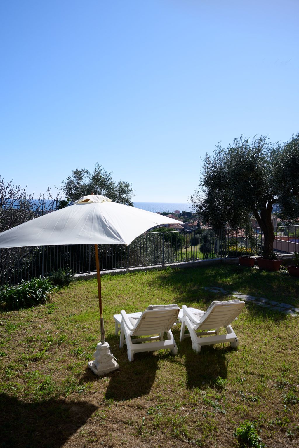 Villa Camilla Gartenwohnung'-Drinnen