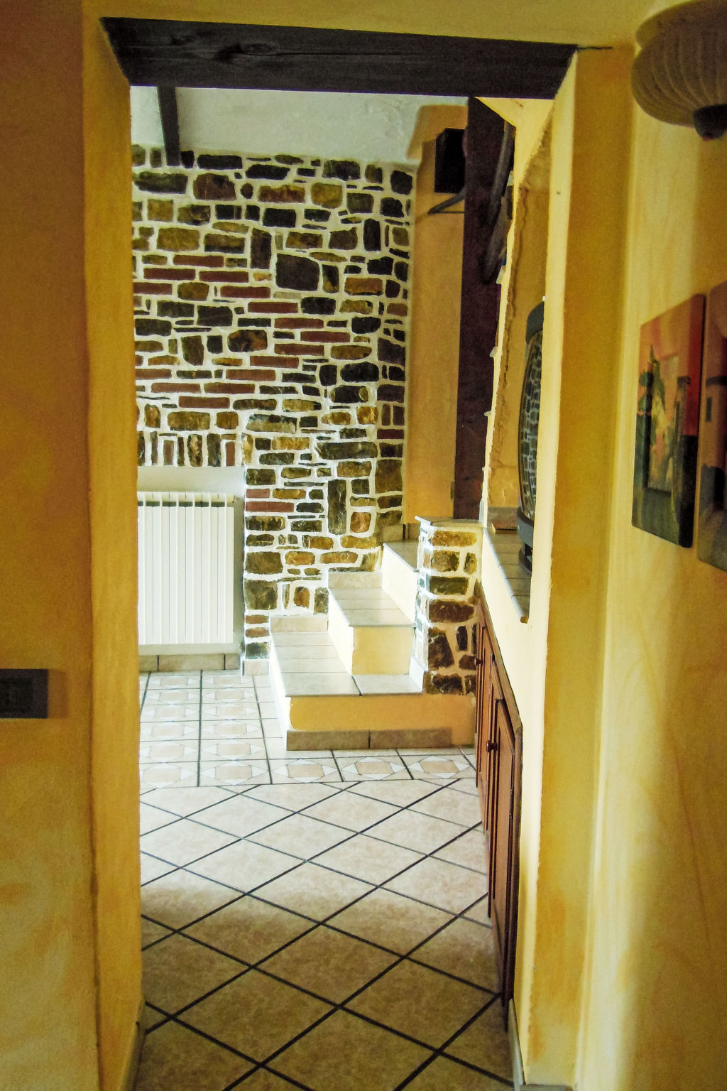 Schönes Ferienhaus mit Garten und Whirlpool - Binnen
