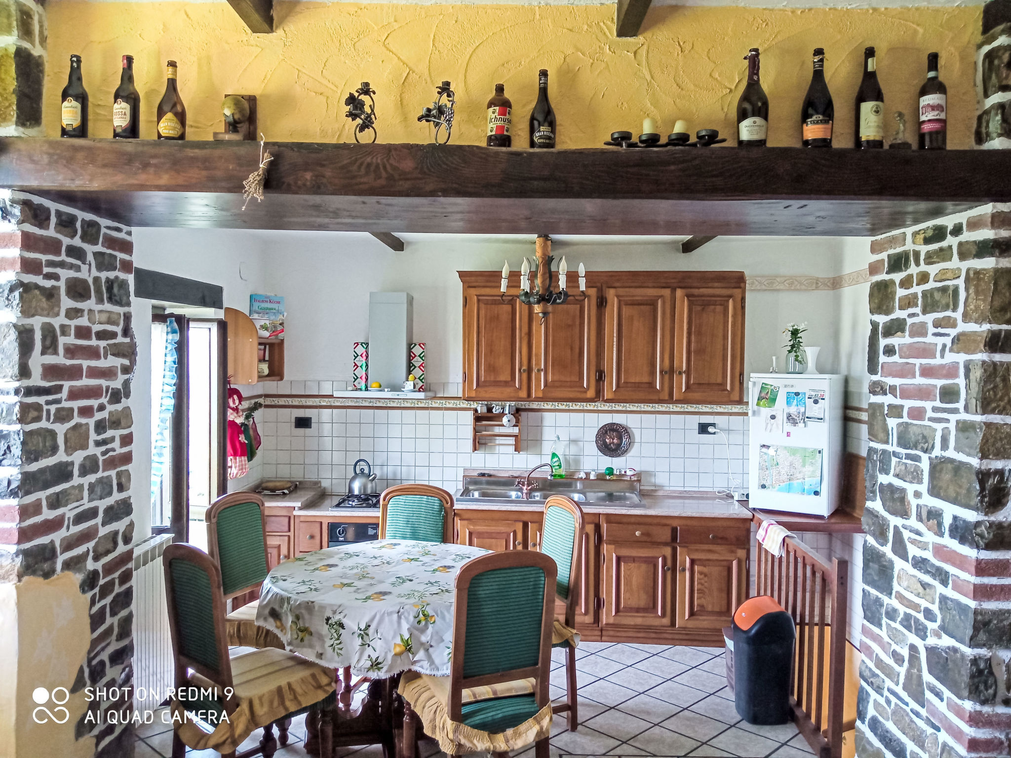 Schönes Ferienhaus mit Garten und Whirlpool