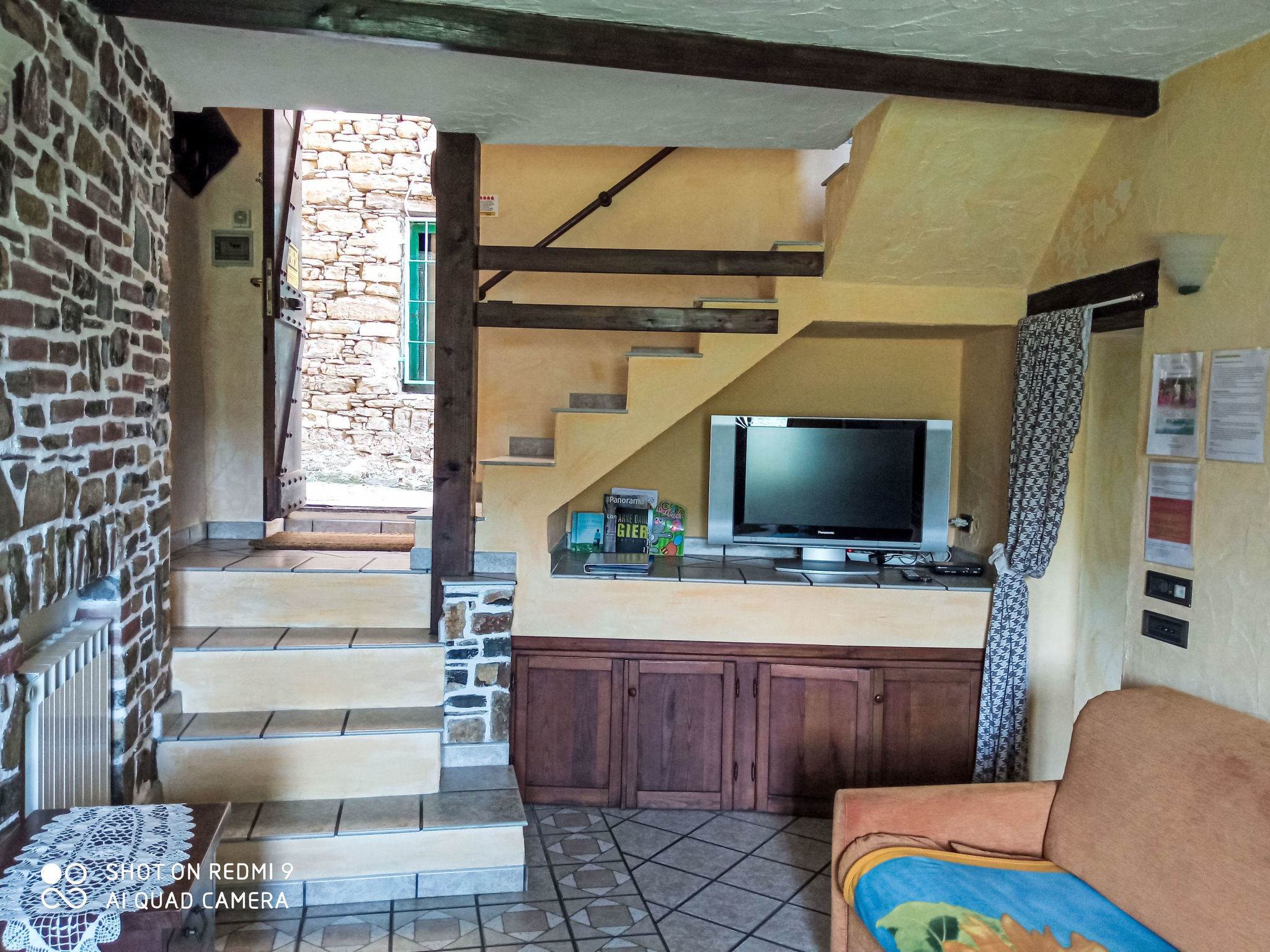 Schönes Ferienhaus mit Garten und Whirlpool