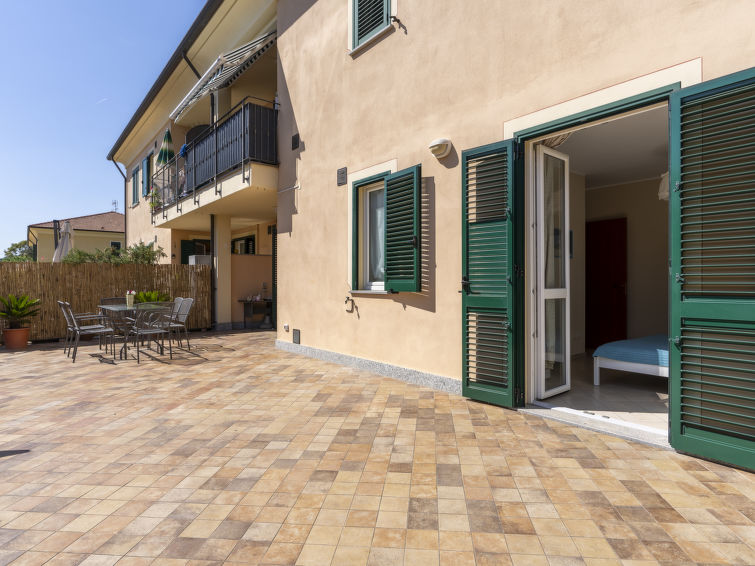 Search and Stay destination Cervo, Liguria - Italy from AU$ 222. Clara