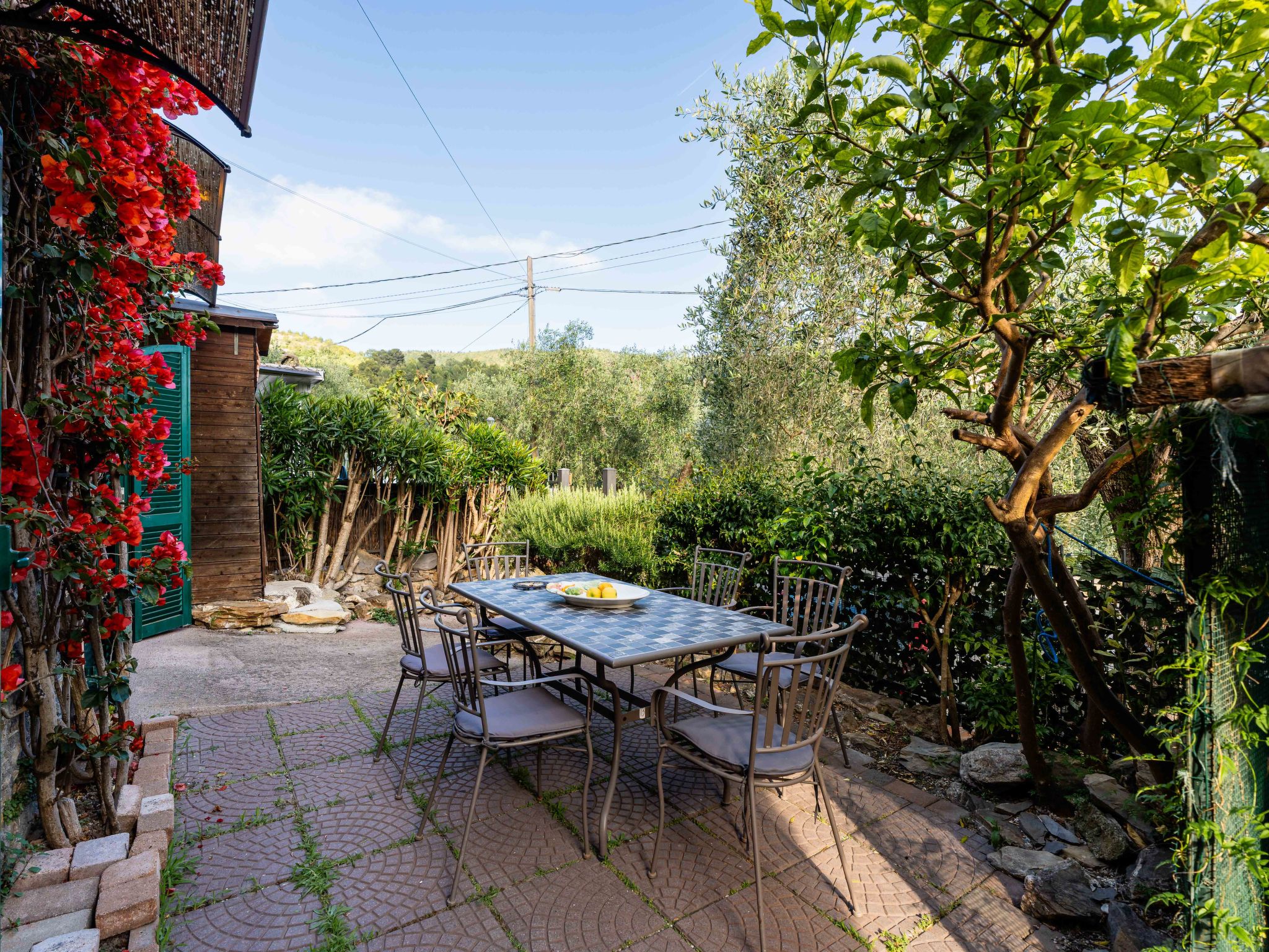La Bouganville Rustico con Giardino-Buiten