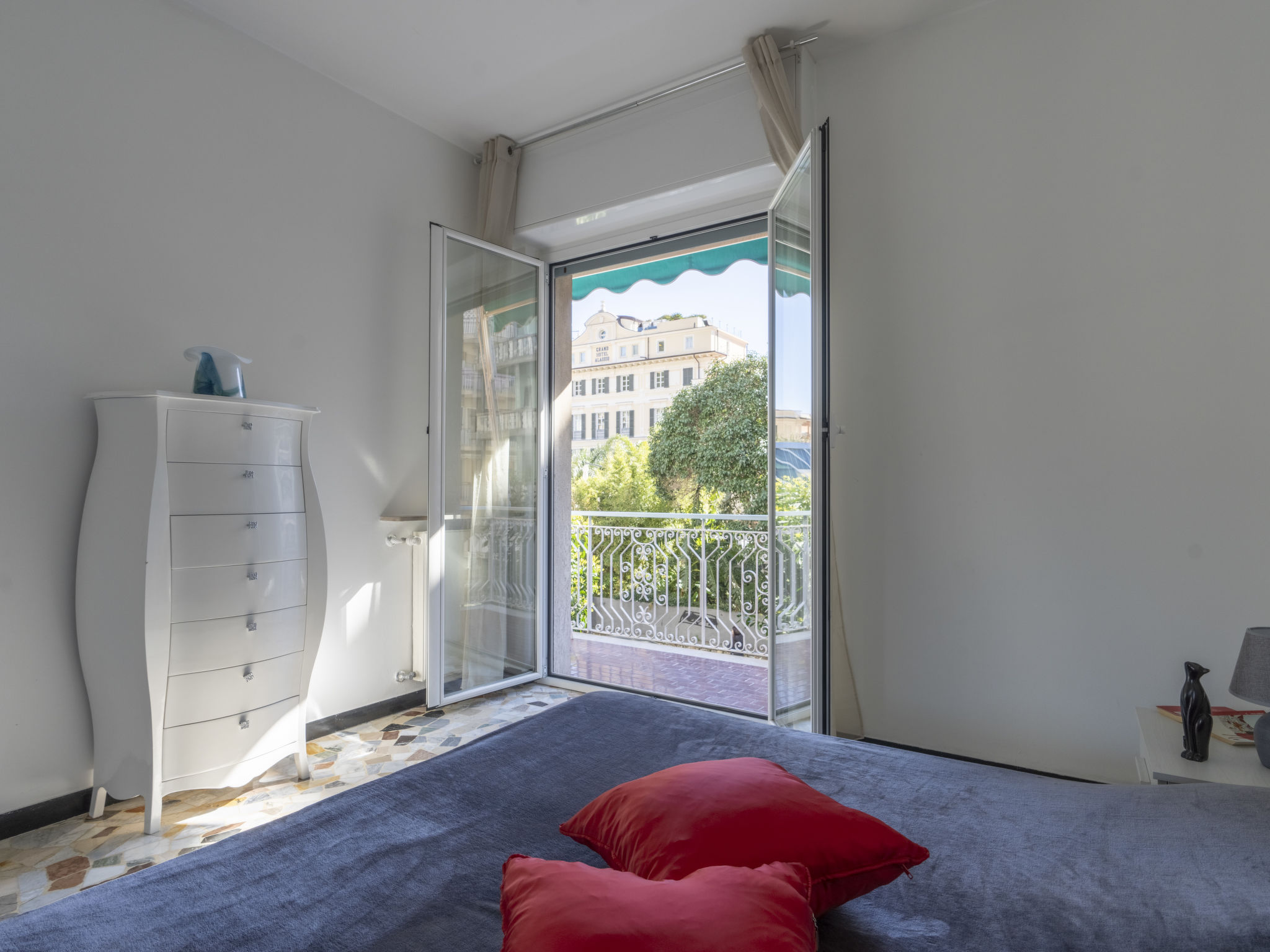 Photo of Central Home Carlotta