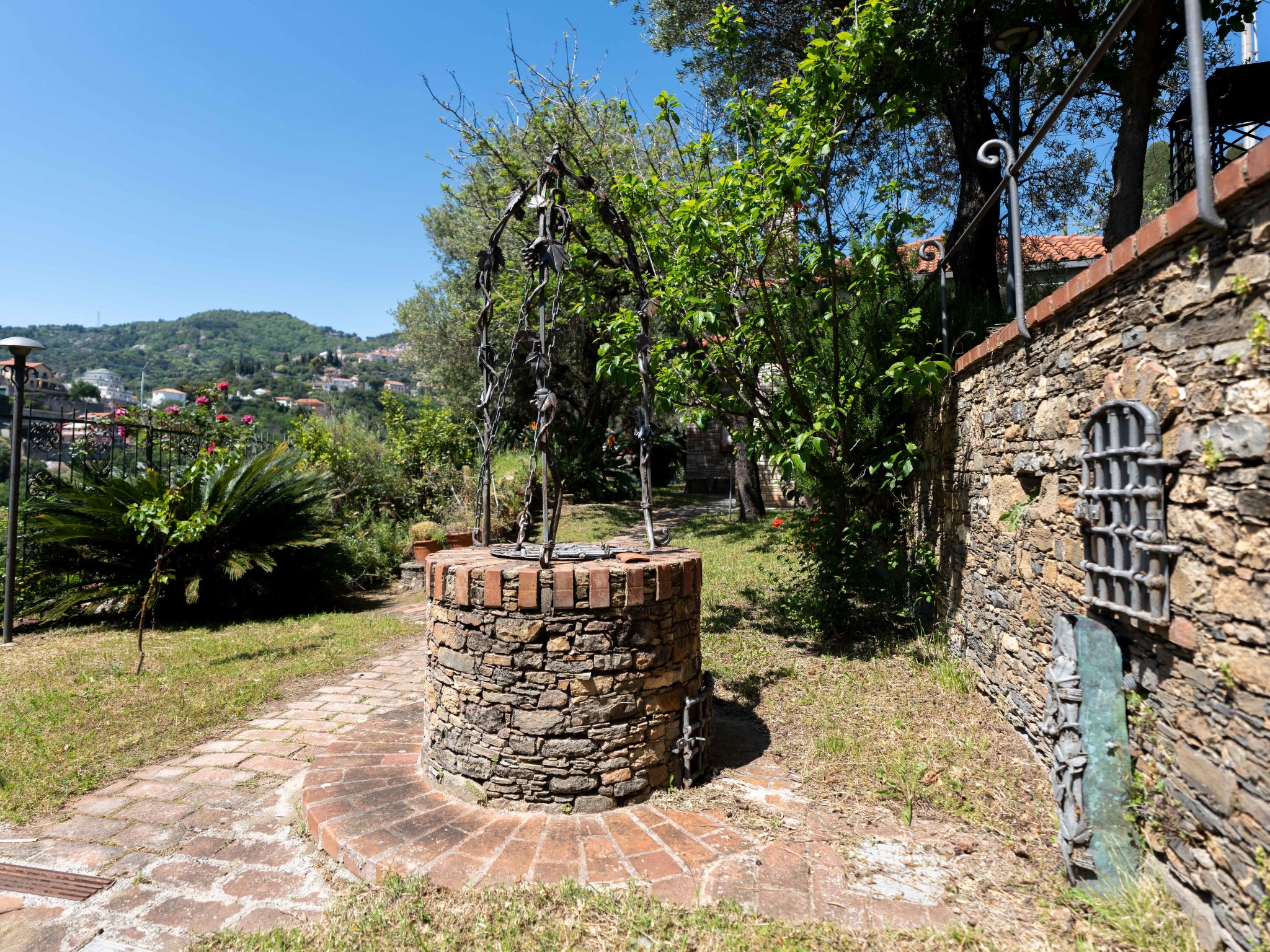 Villa Girasole-Buiten