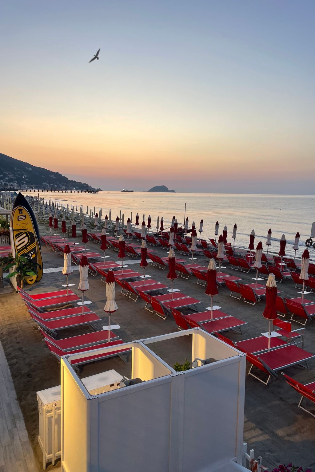 ALASSIO BEACH HOUSE - SEASIDE RELAXED LIVING-Inside