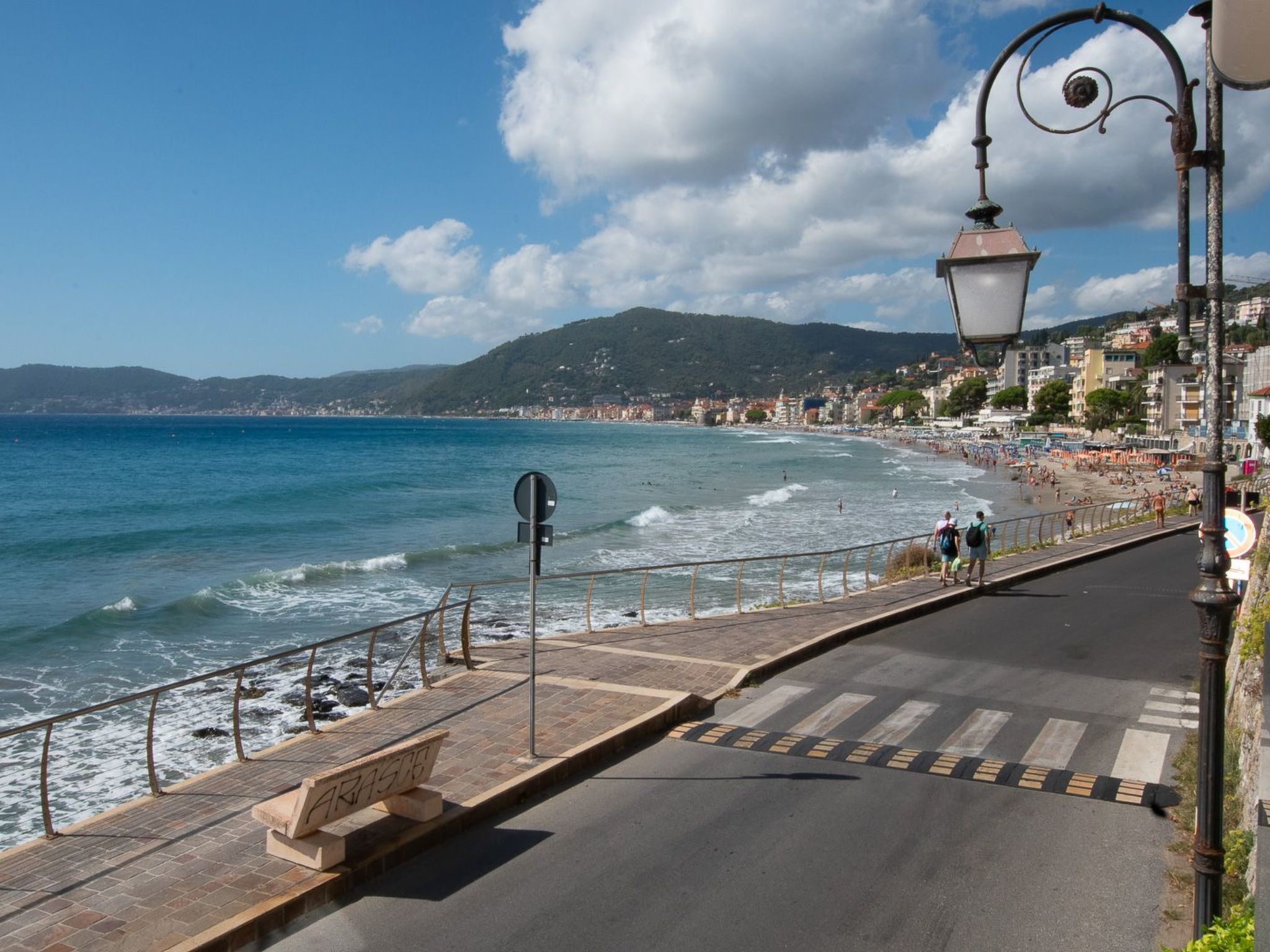 Alba Jachthafen-Binnen