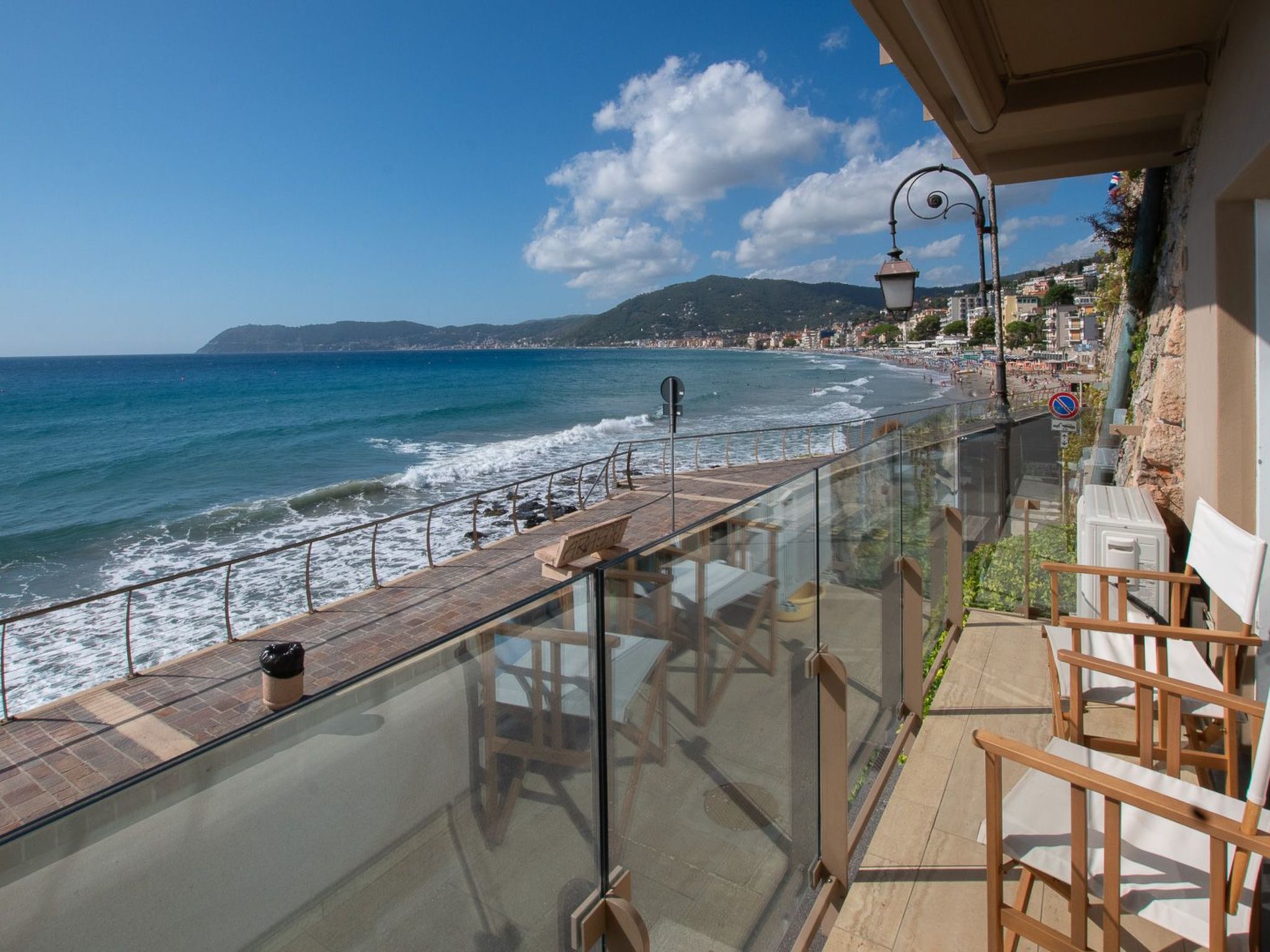 Alba Jachthafen-Binnen