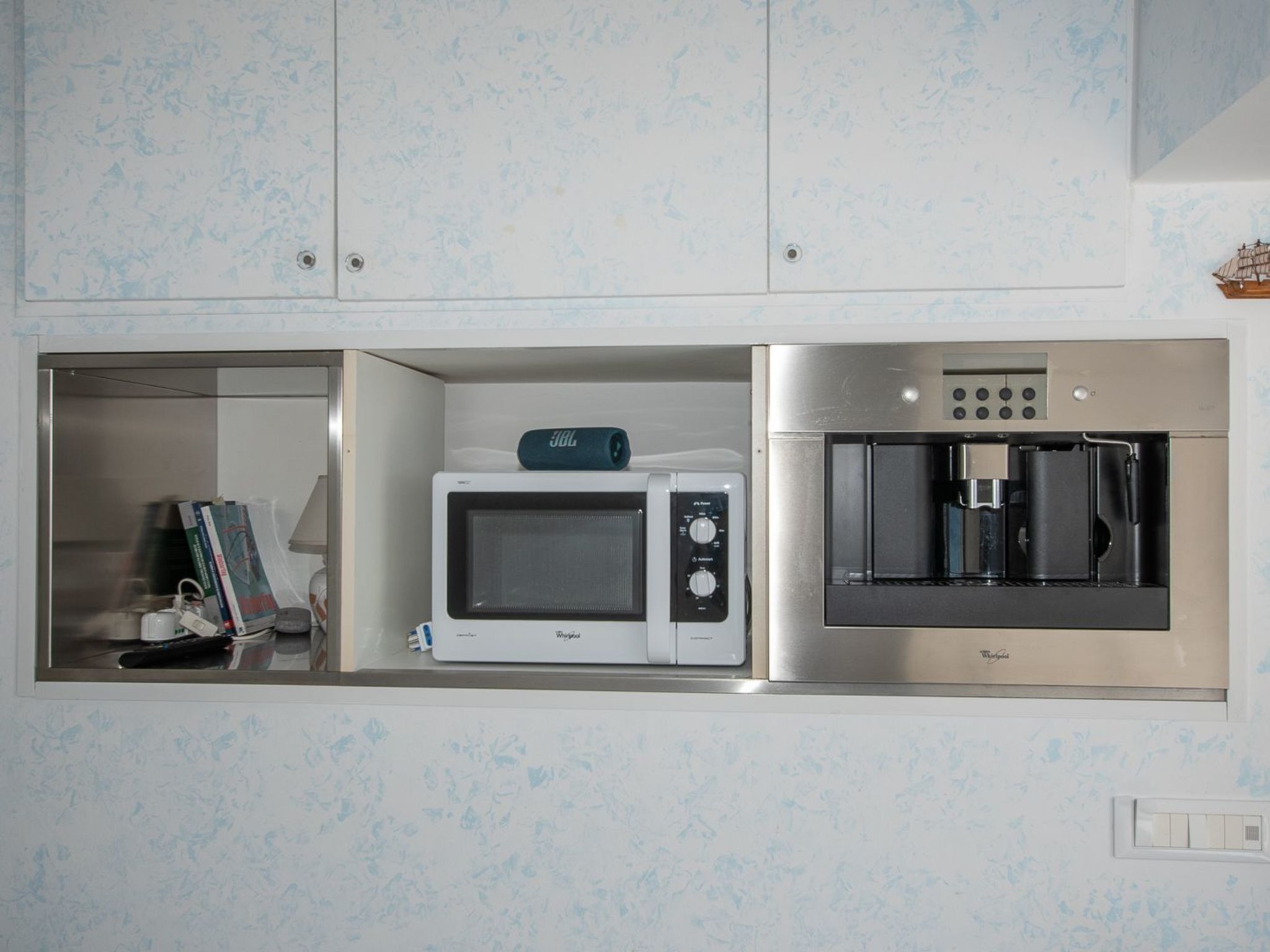 Alba Jachthafen-Binnen