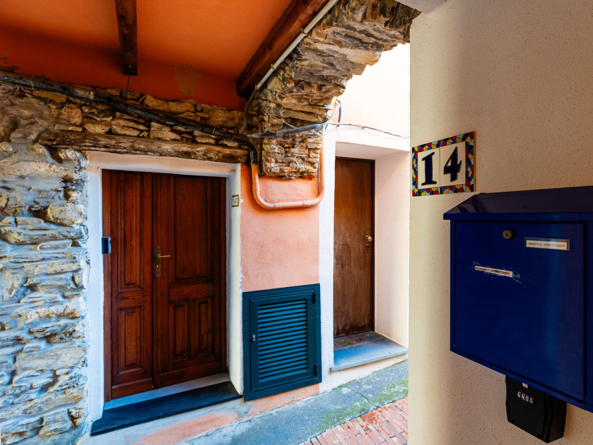 Photo of Terrazza con glicine