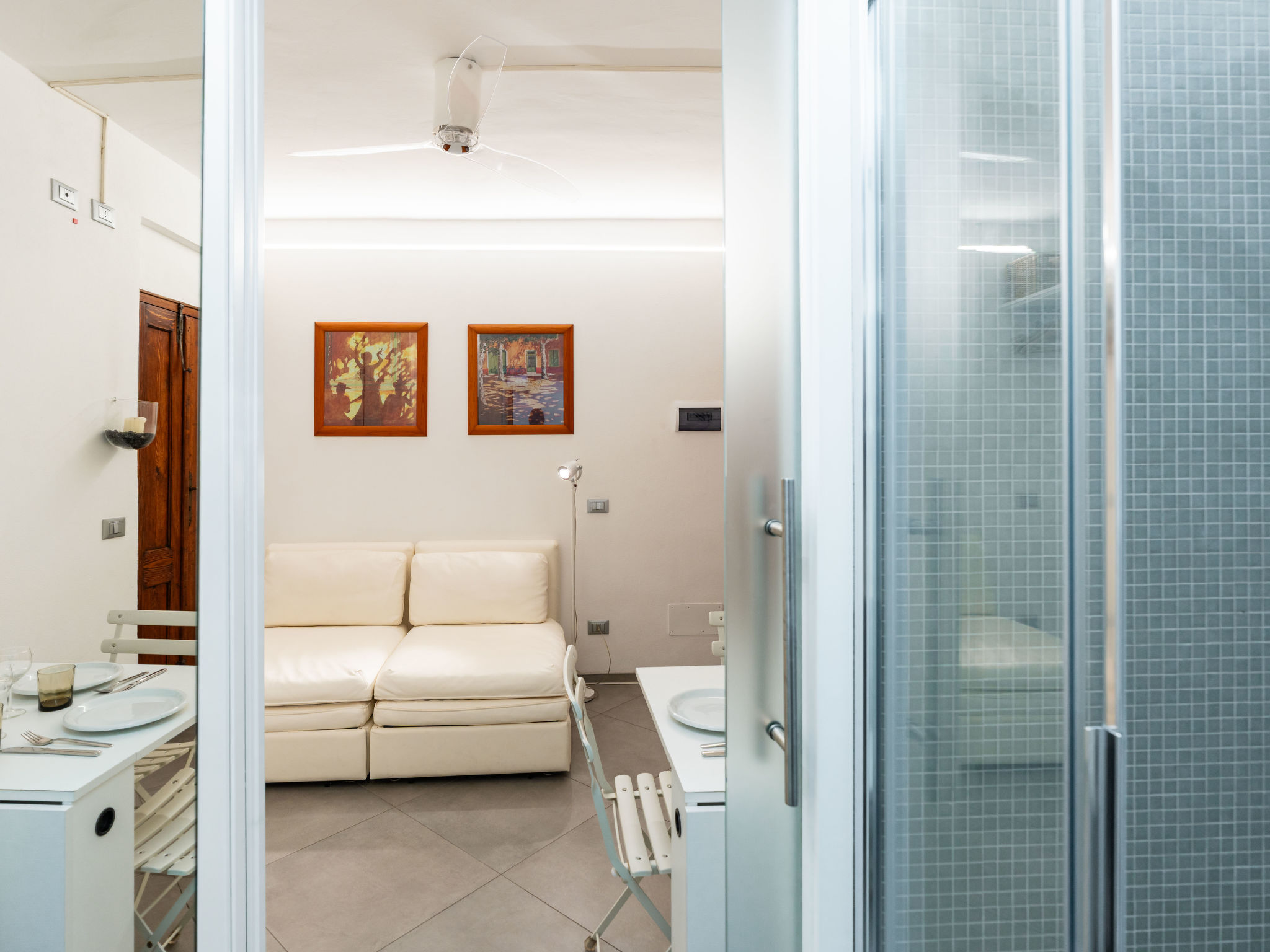 Photo of Terrazza con glicine