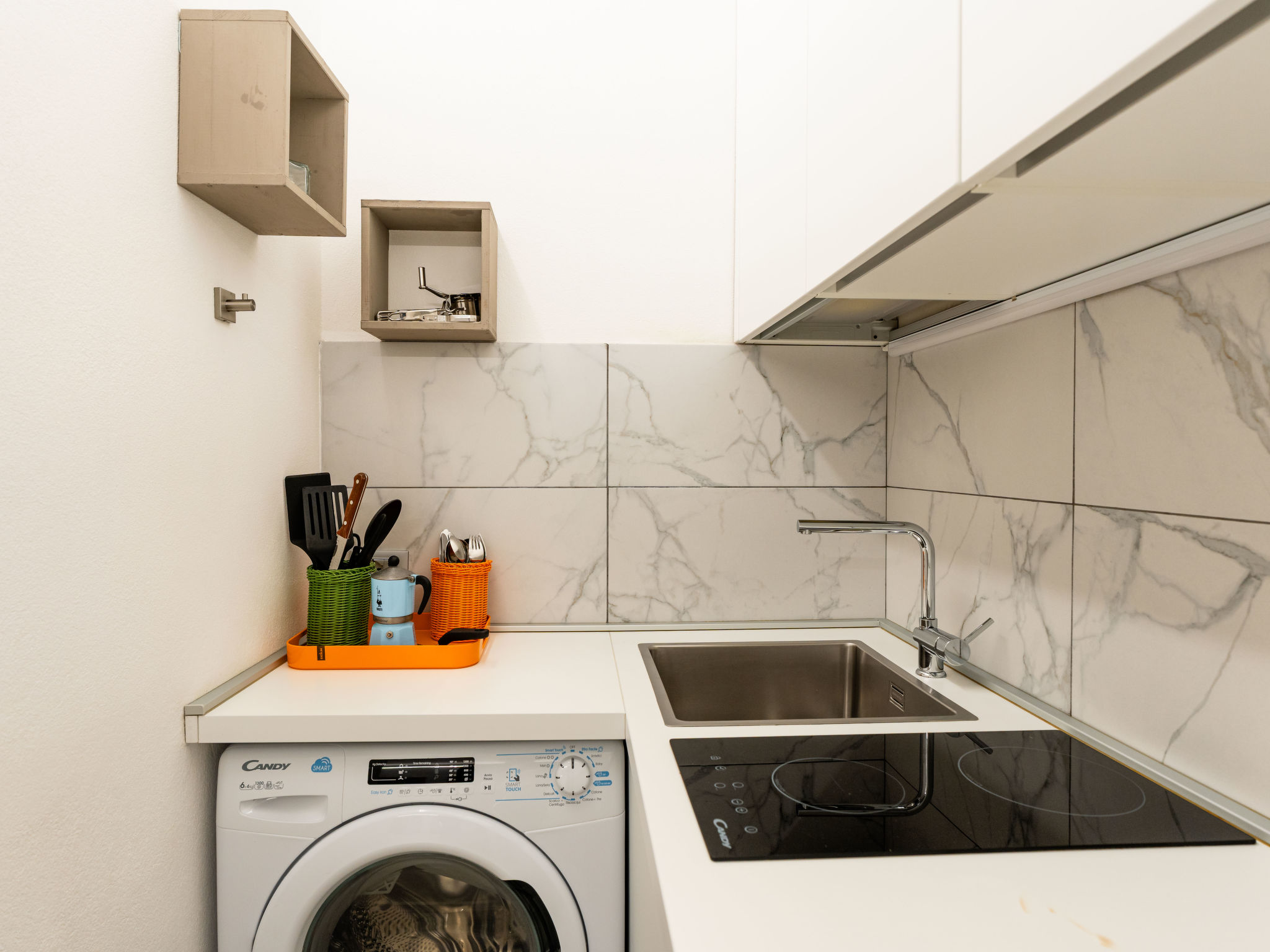 Photo of Terrazza con glicine