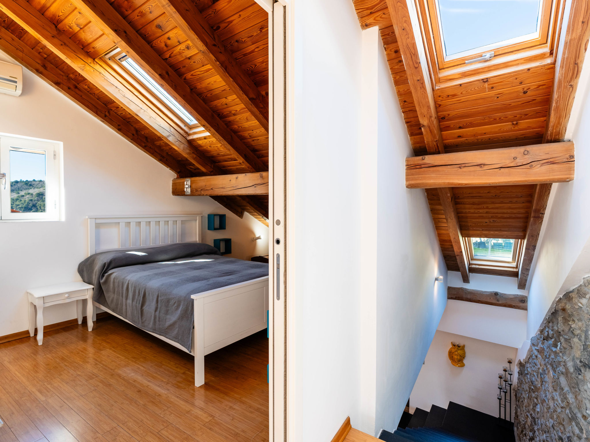 Photo of Terrazza con glicine