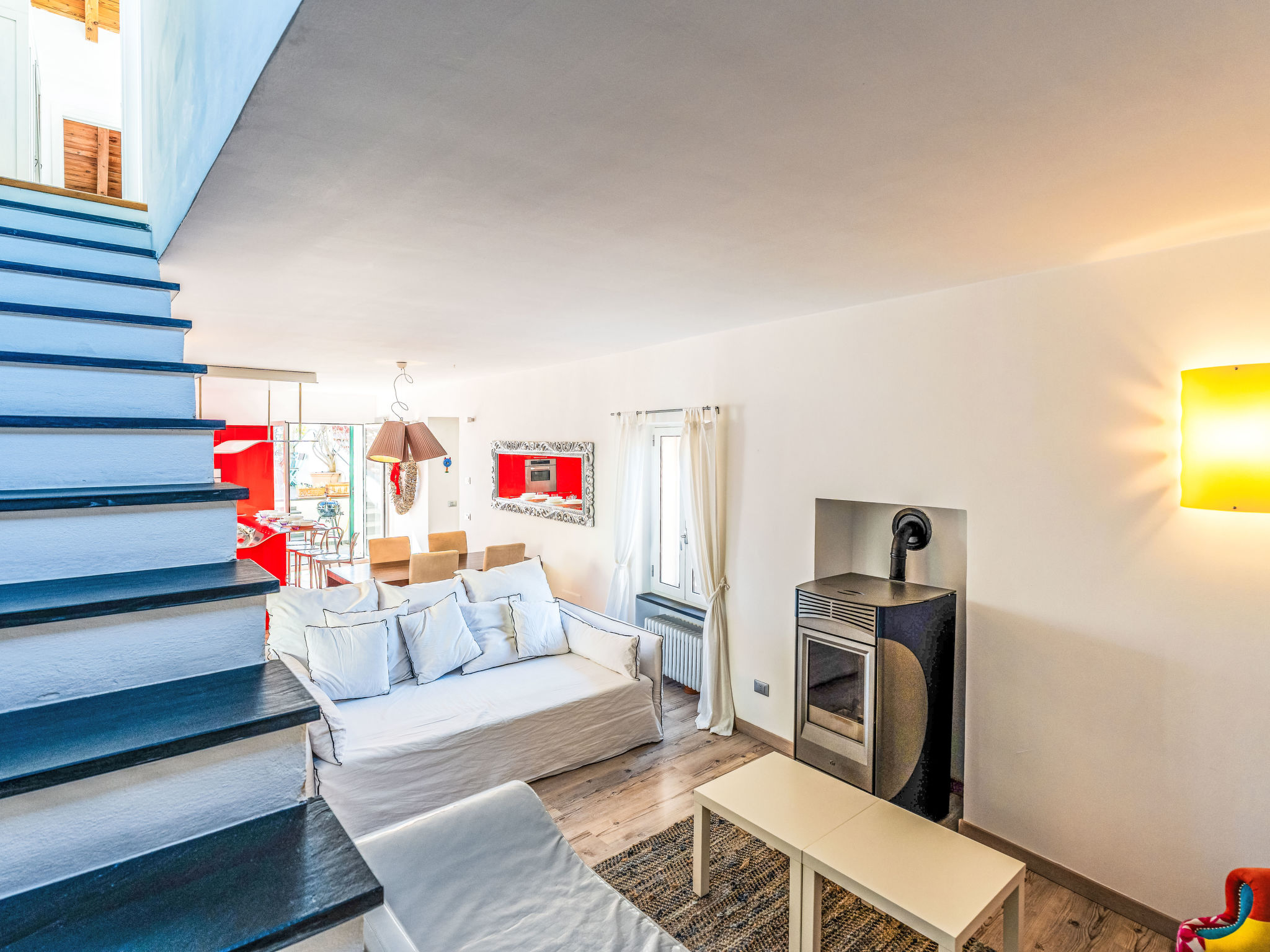 Photo of Terrazza con glicine