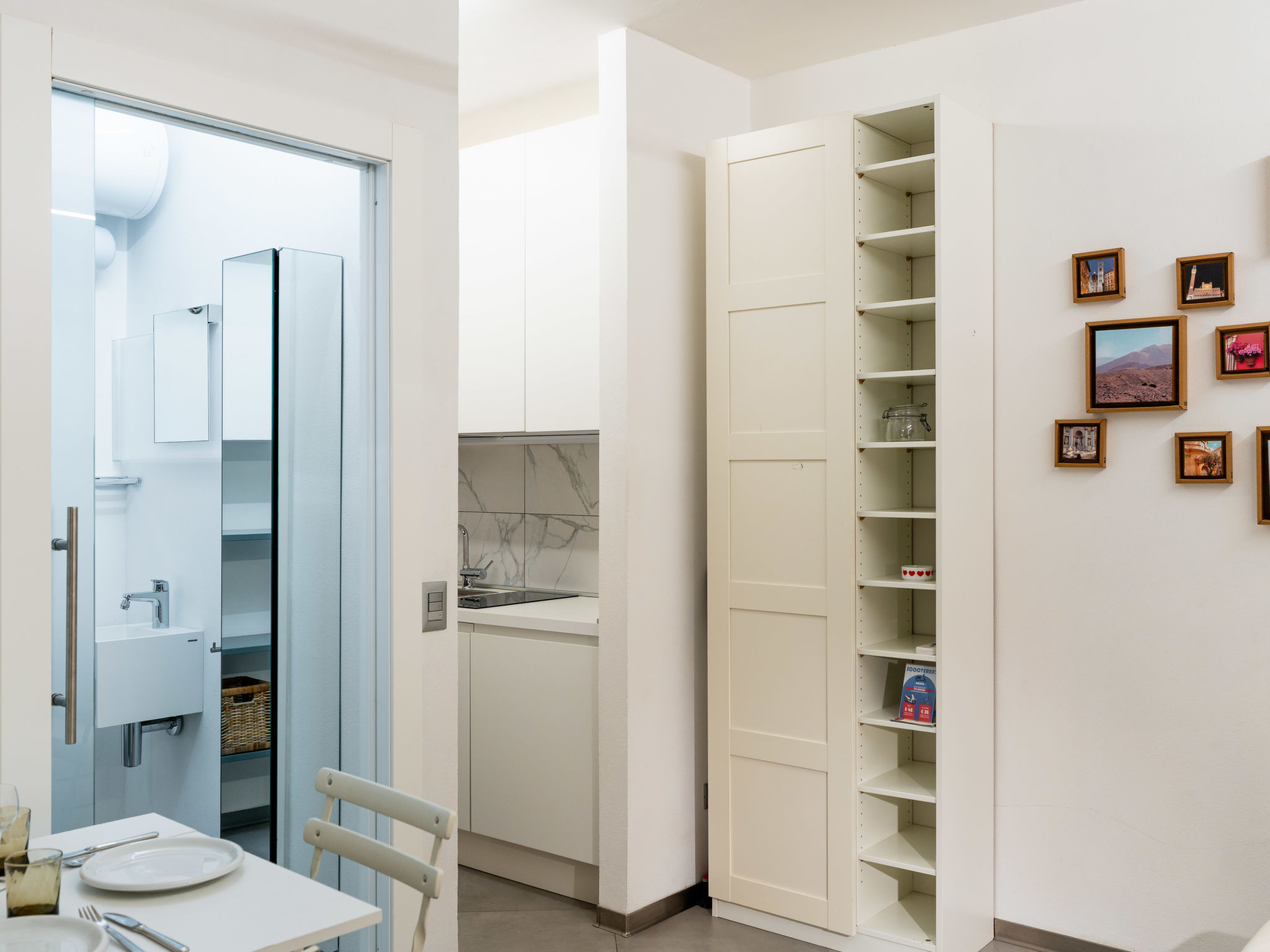 Photo of Terrazza con glicine