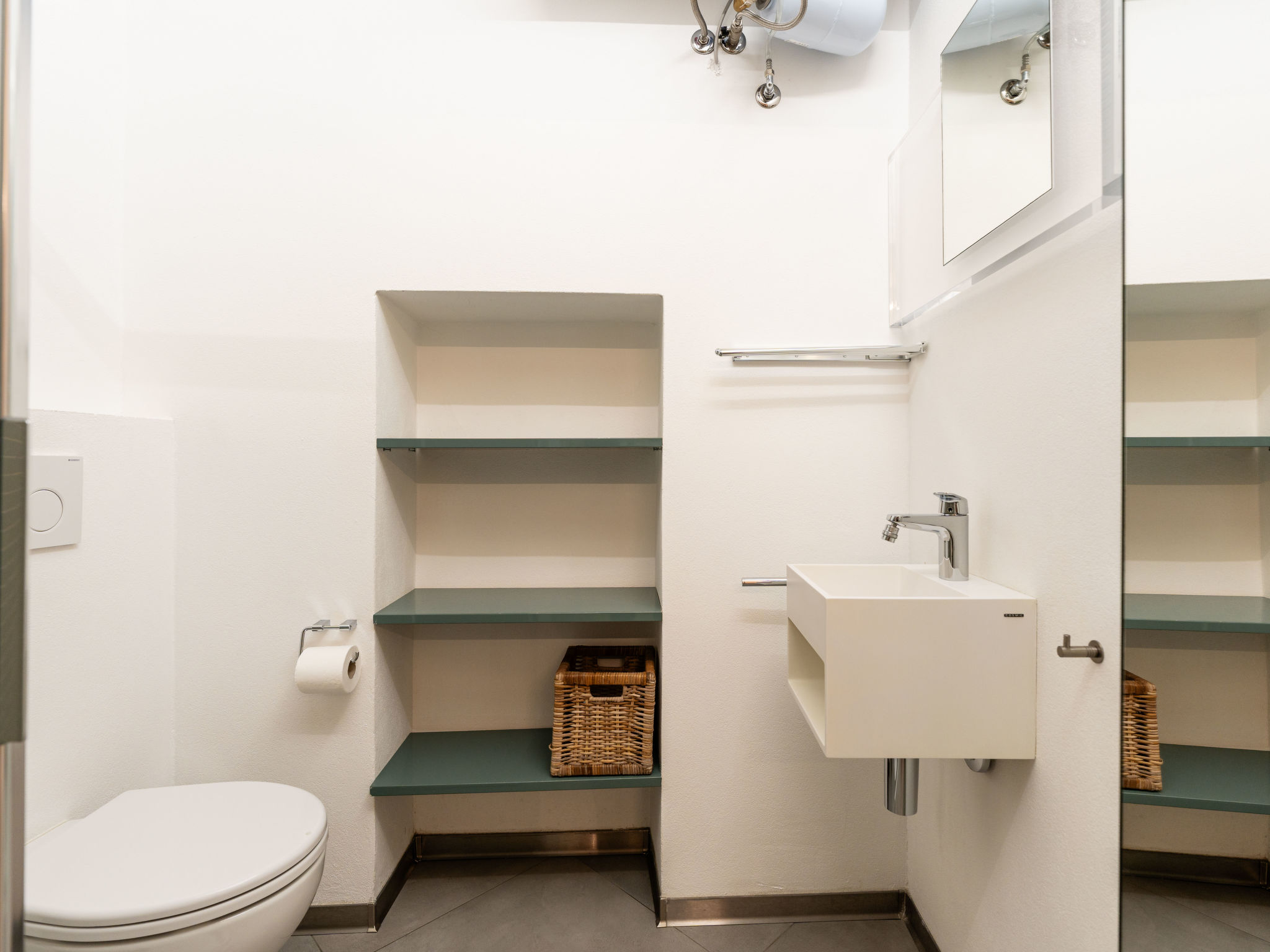 Photo of Terrazza con glicine