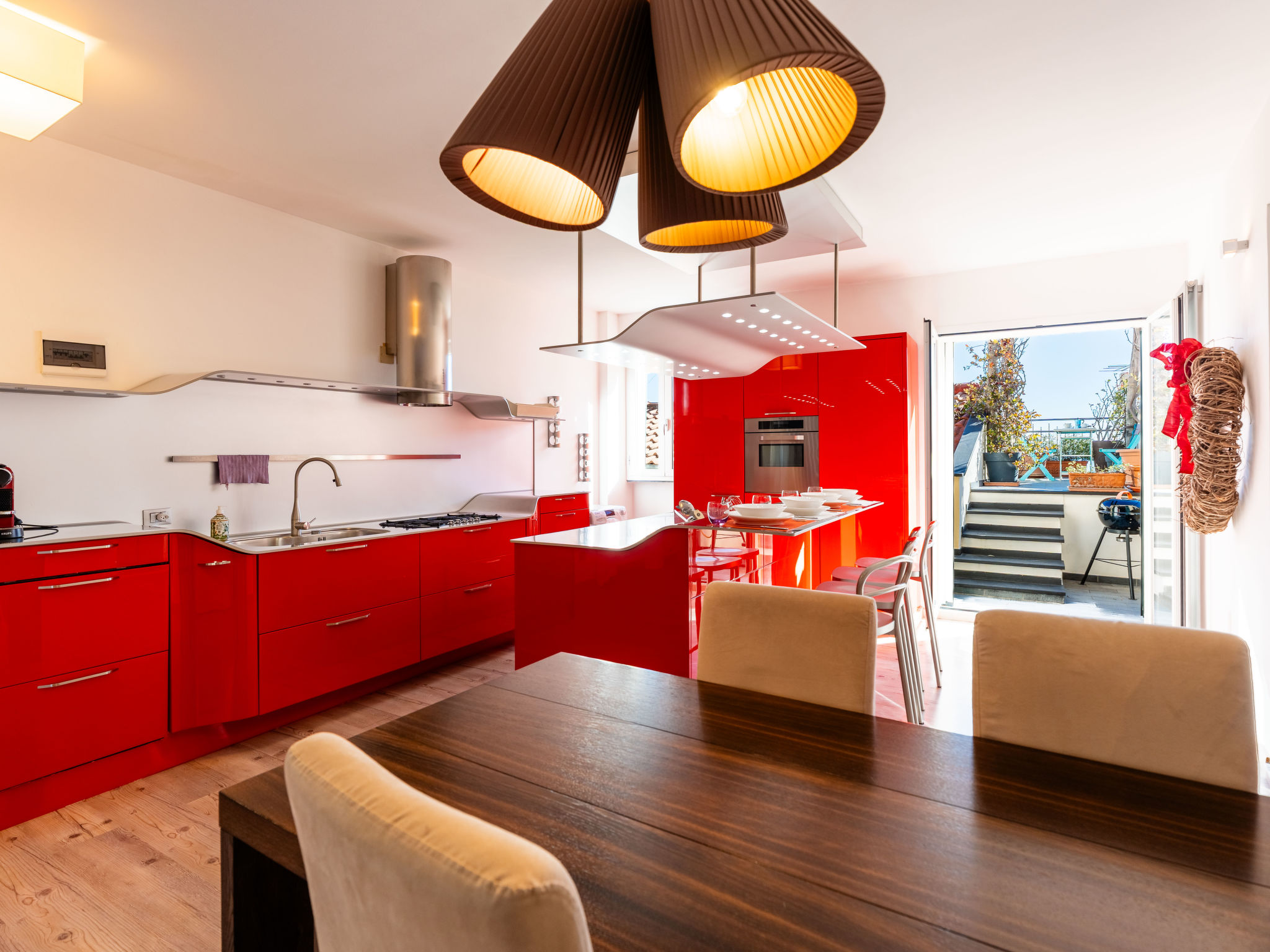 Photo of Terrazza con glicine