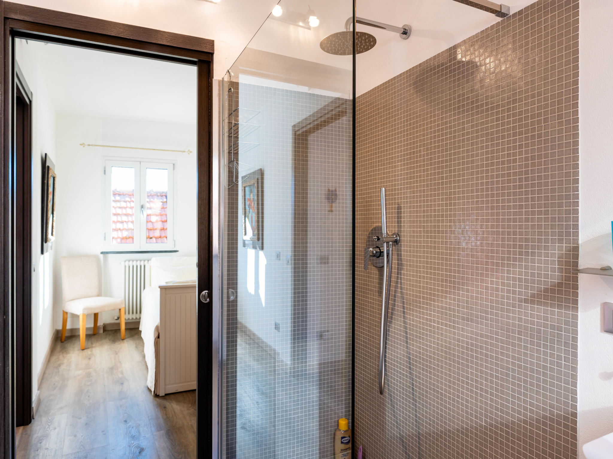 Photo of Terrazza con glicine