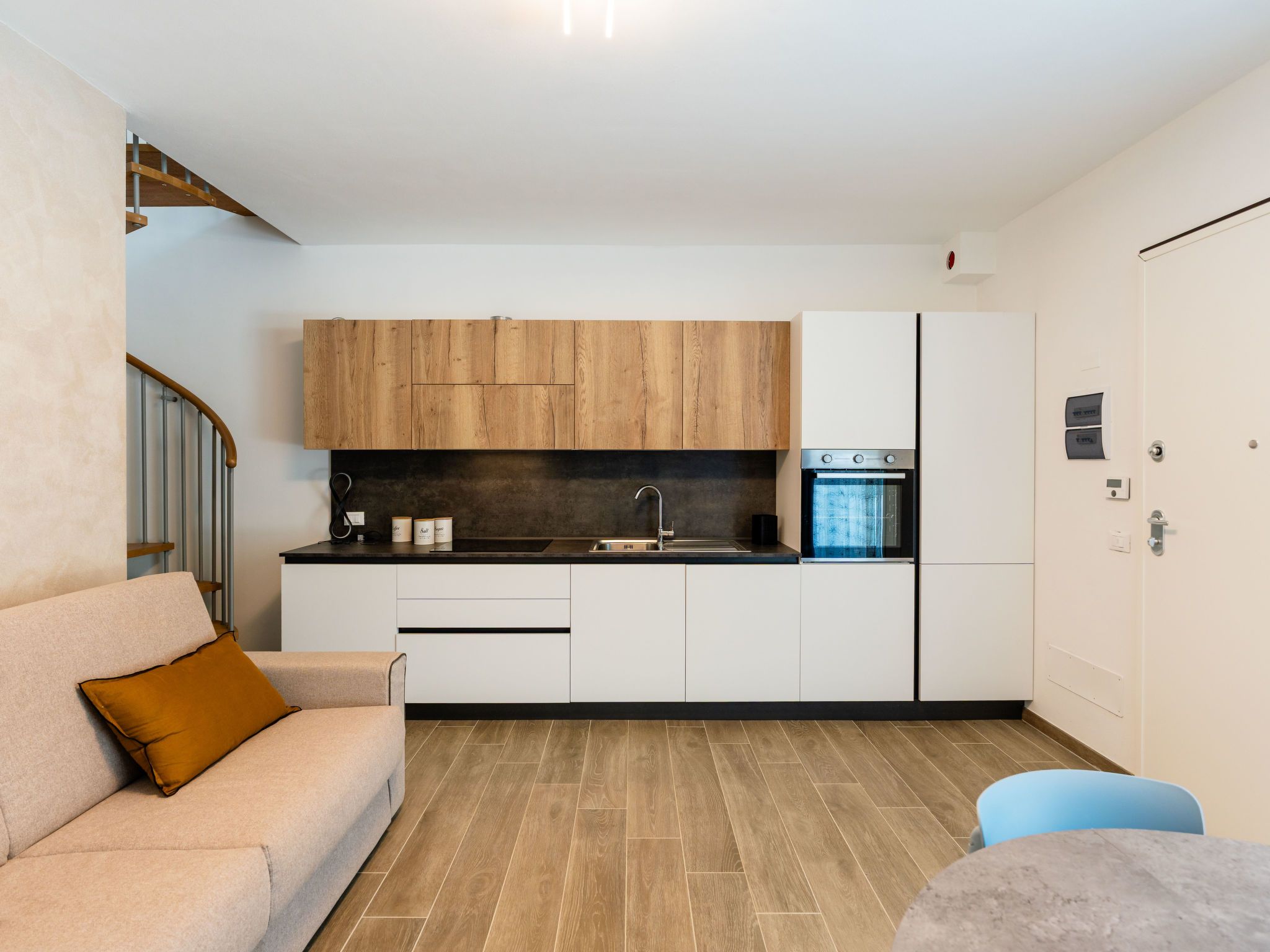 Villanova House-Inside