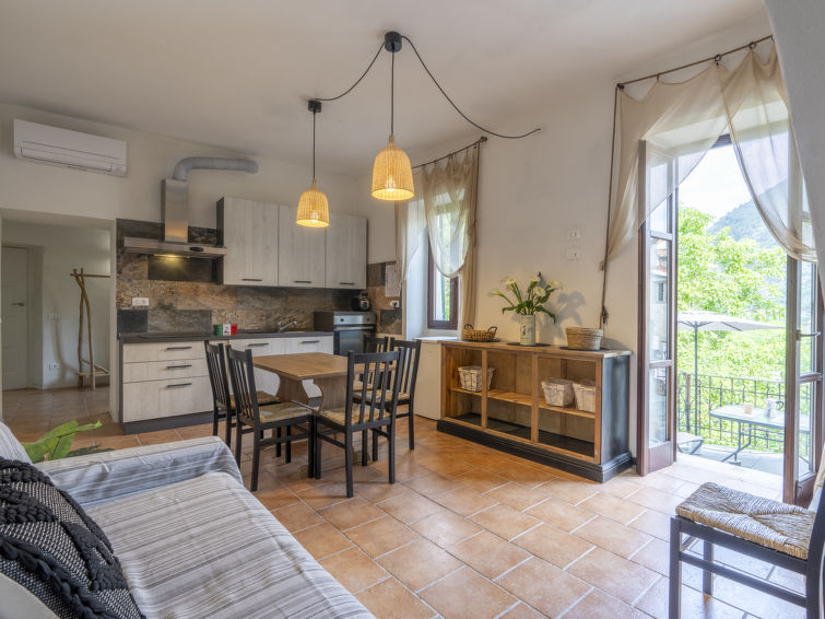 Search and Stay destination Conscente, Liguria - Italy from AU$ 247. di Assiolo