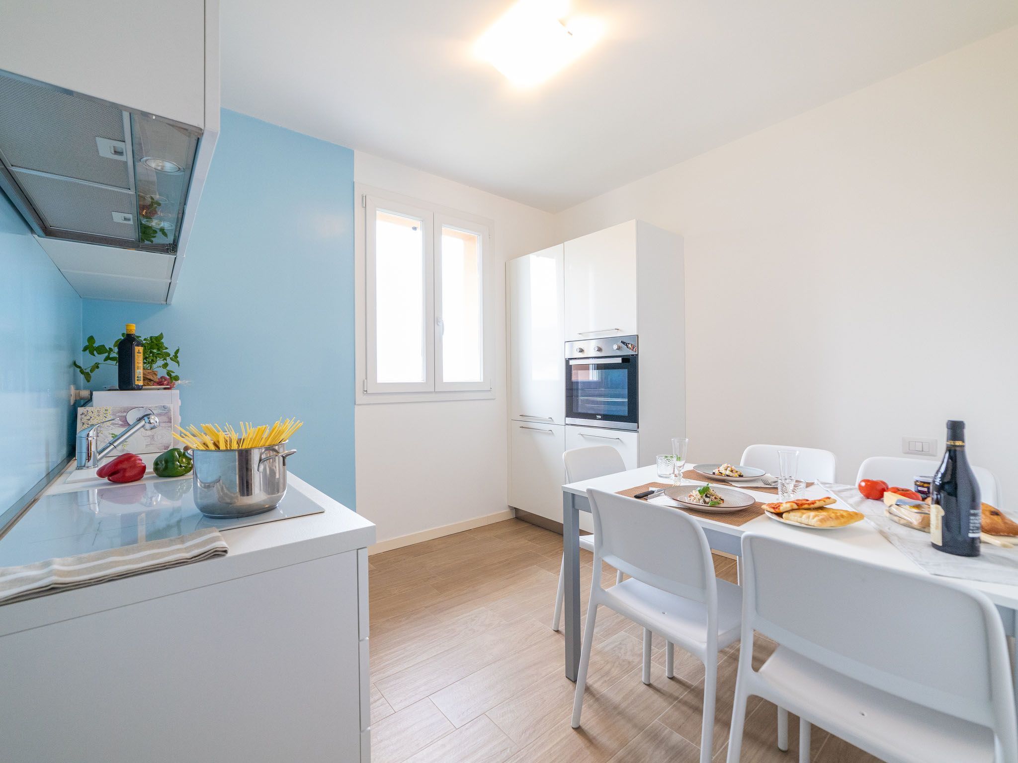 Wohnung mit Balkon-Binnen