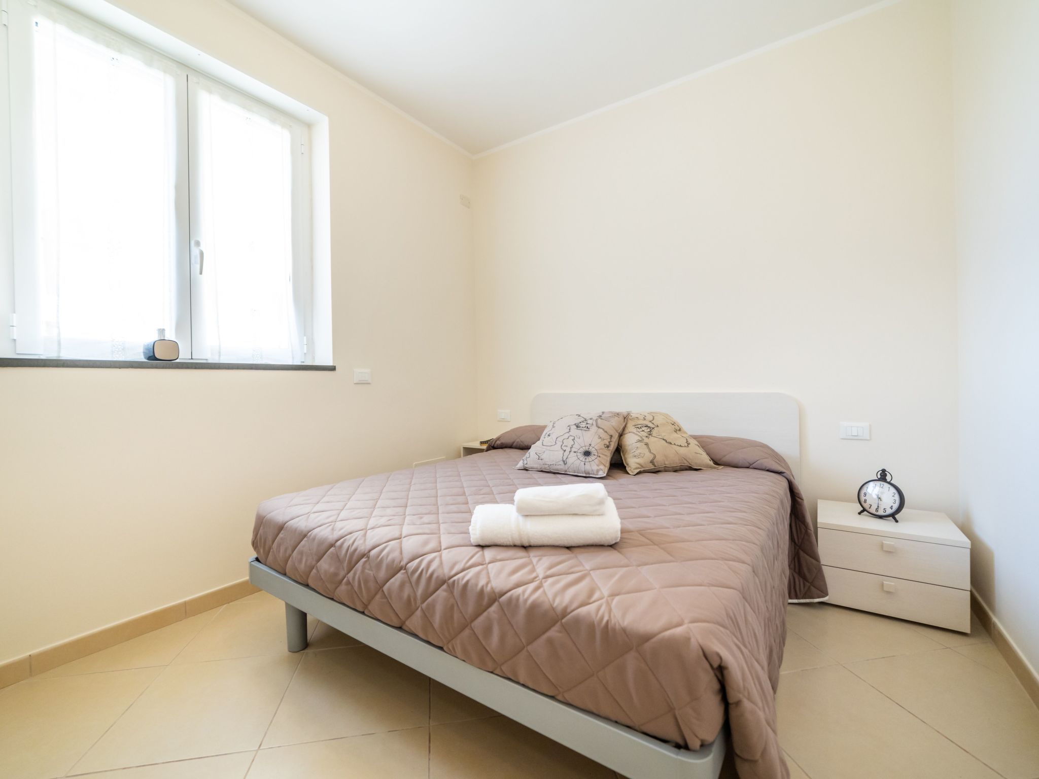 "Sirio" mit Gemeinschaftspool und 200 m vom Meer entfernt-Binnen