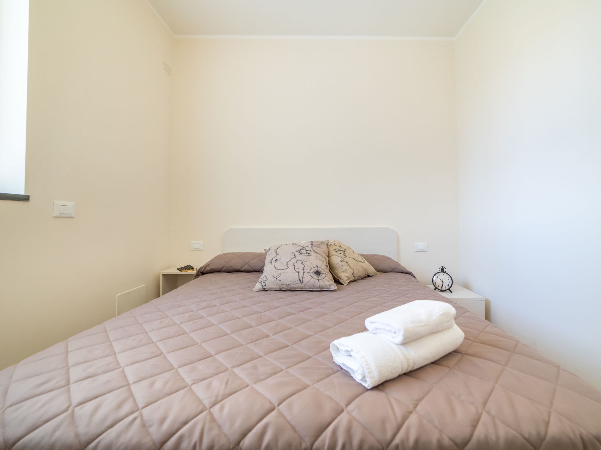 "Sirio" mit Gemeinschaftspool und 200 m vom Meer entfernt-Binnen