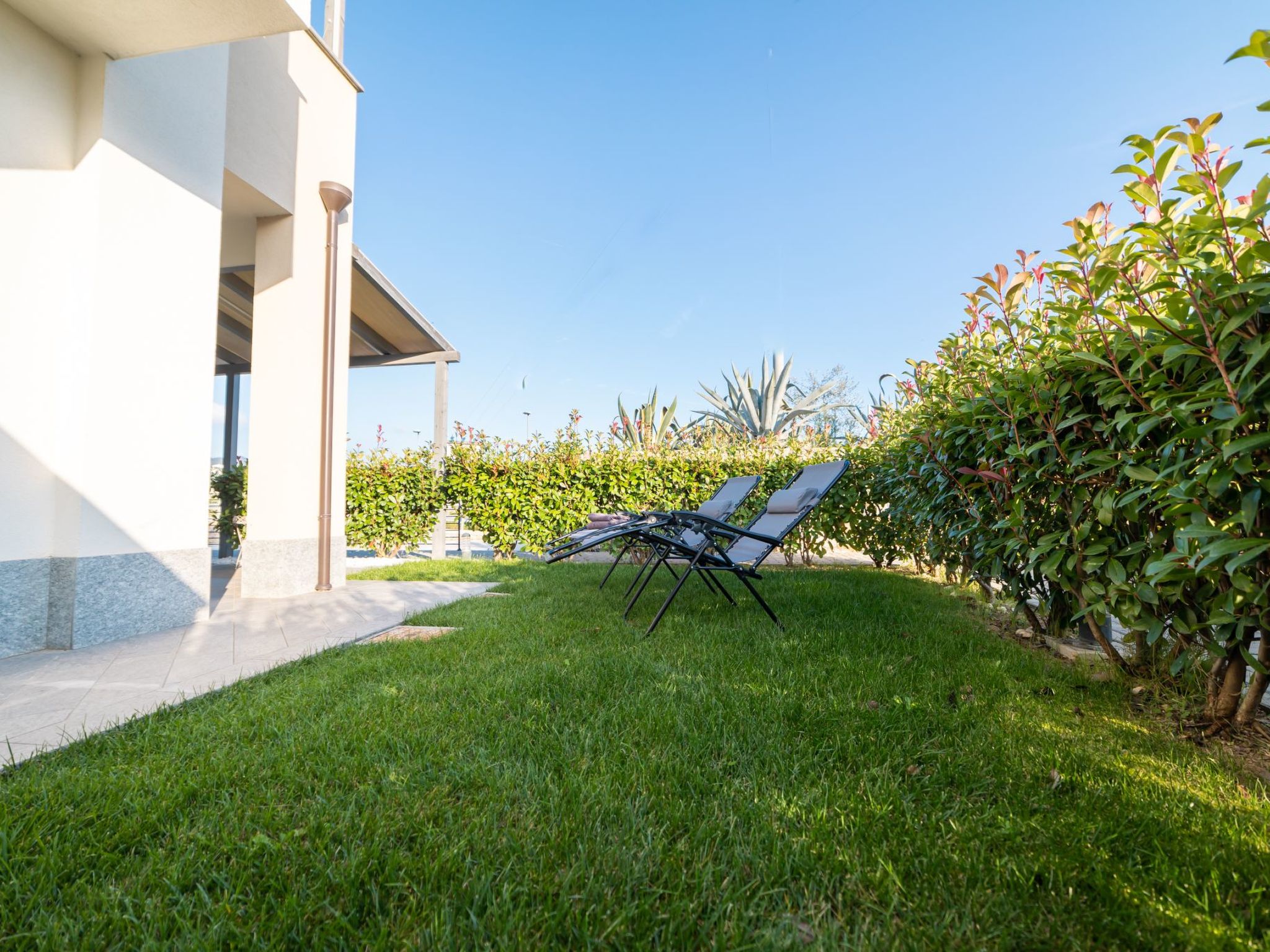 Perla Abernathy - Haus mit Pool und Garten-Inside