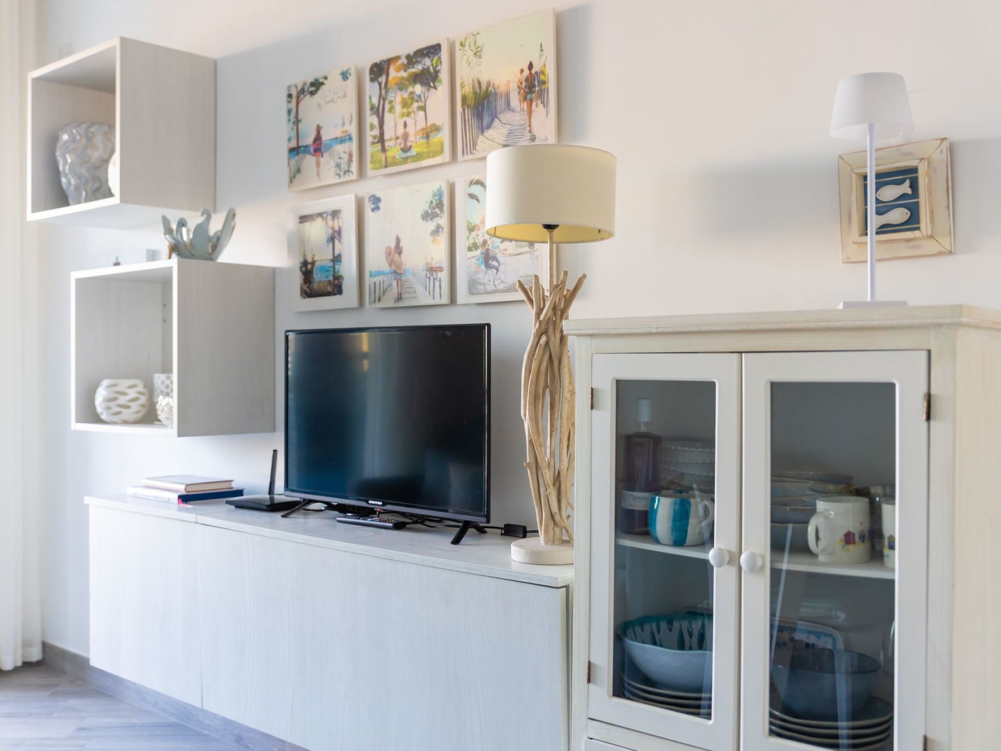 Perla Abernathy - Haus mit Pool und Garten-Inside