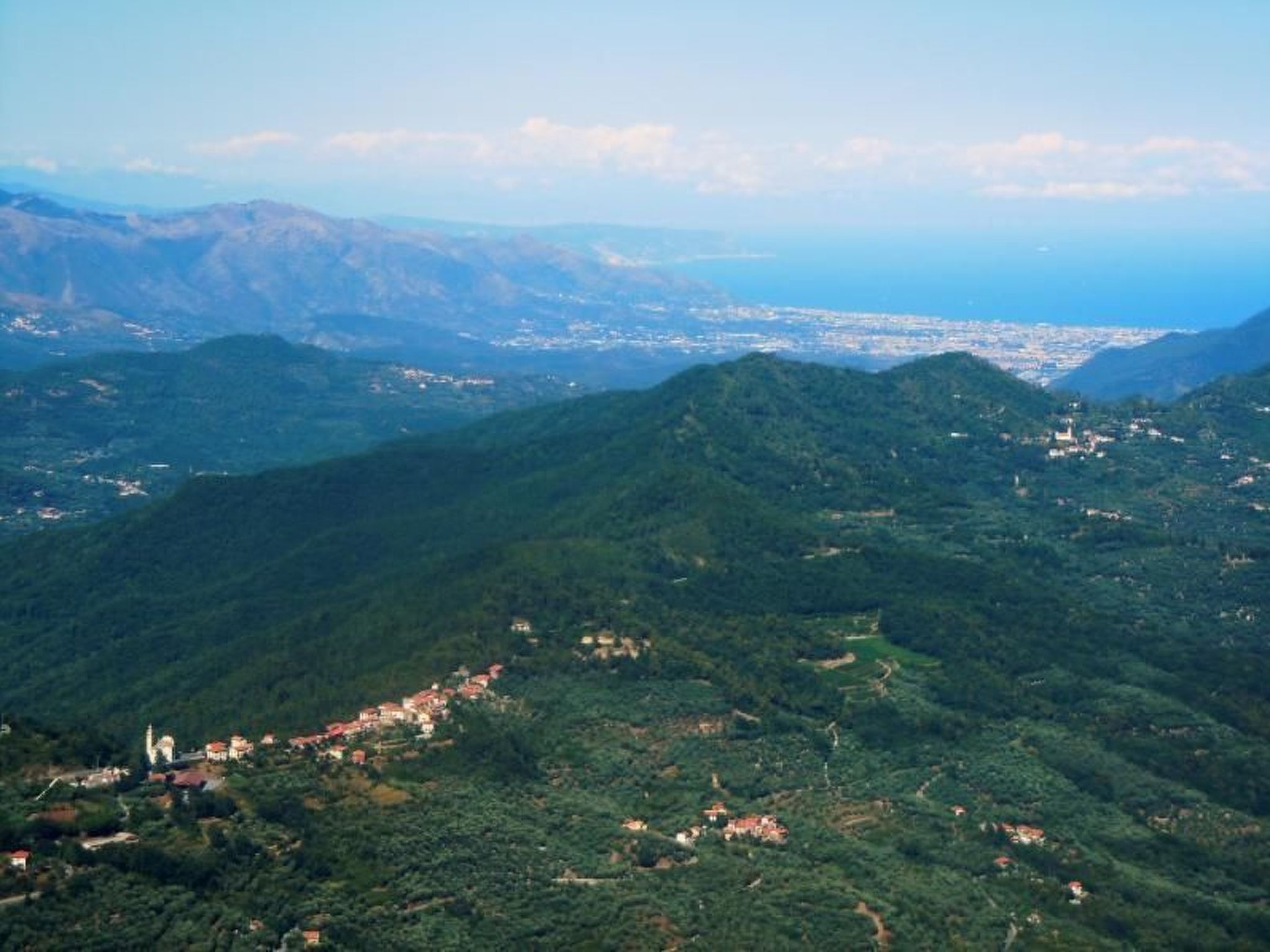 Schönes Ferienhaus mit Garten und Whirlpool