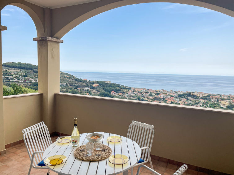 Pietra Ligure accommodation cottages for rent in Pietra Ligure apartments to rent in Pietra Ligure holiday homes to rent in Pietra Ligure