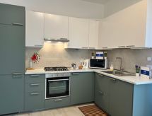 für 4 Personen ca. 40 m&sup2; in Pietra Ligure, Norditalien (Ligurien)