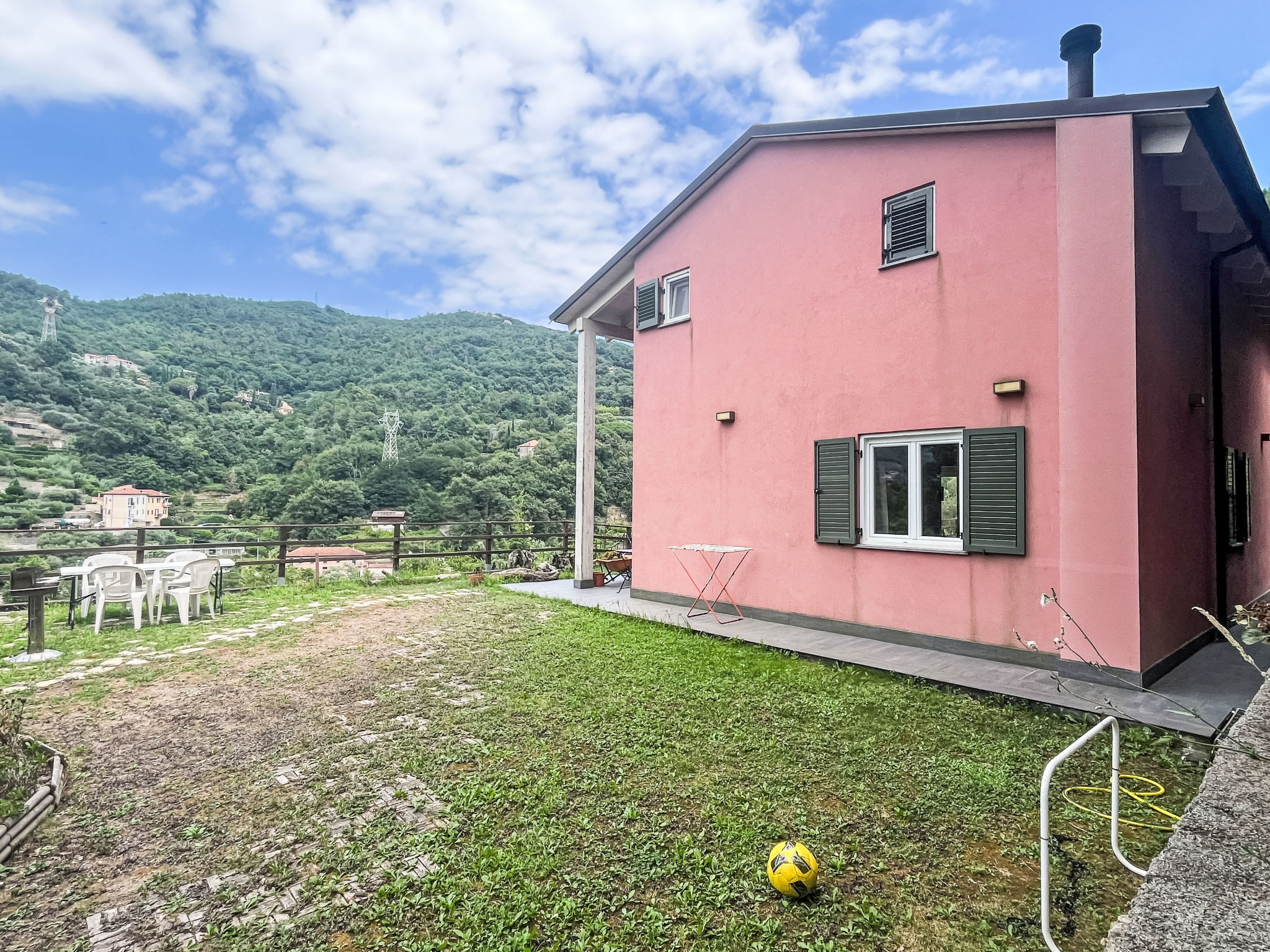 Le radici dell´ulivo-Draußen