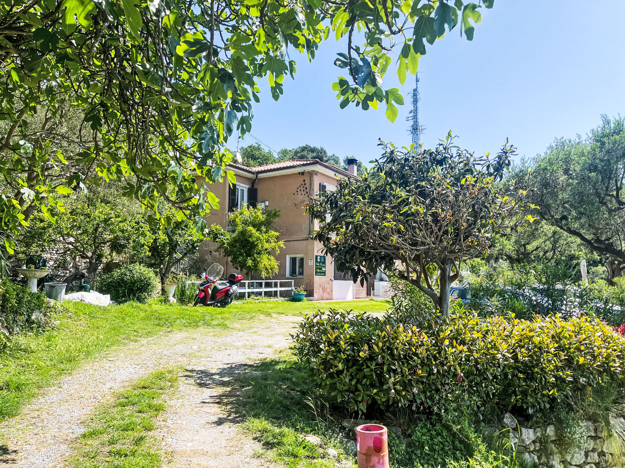 Pierina - Buiten