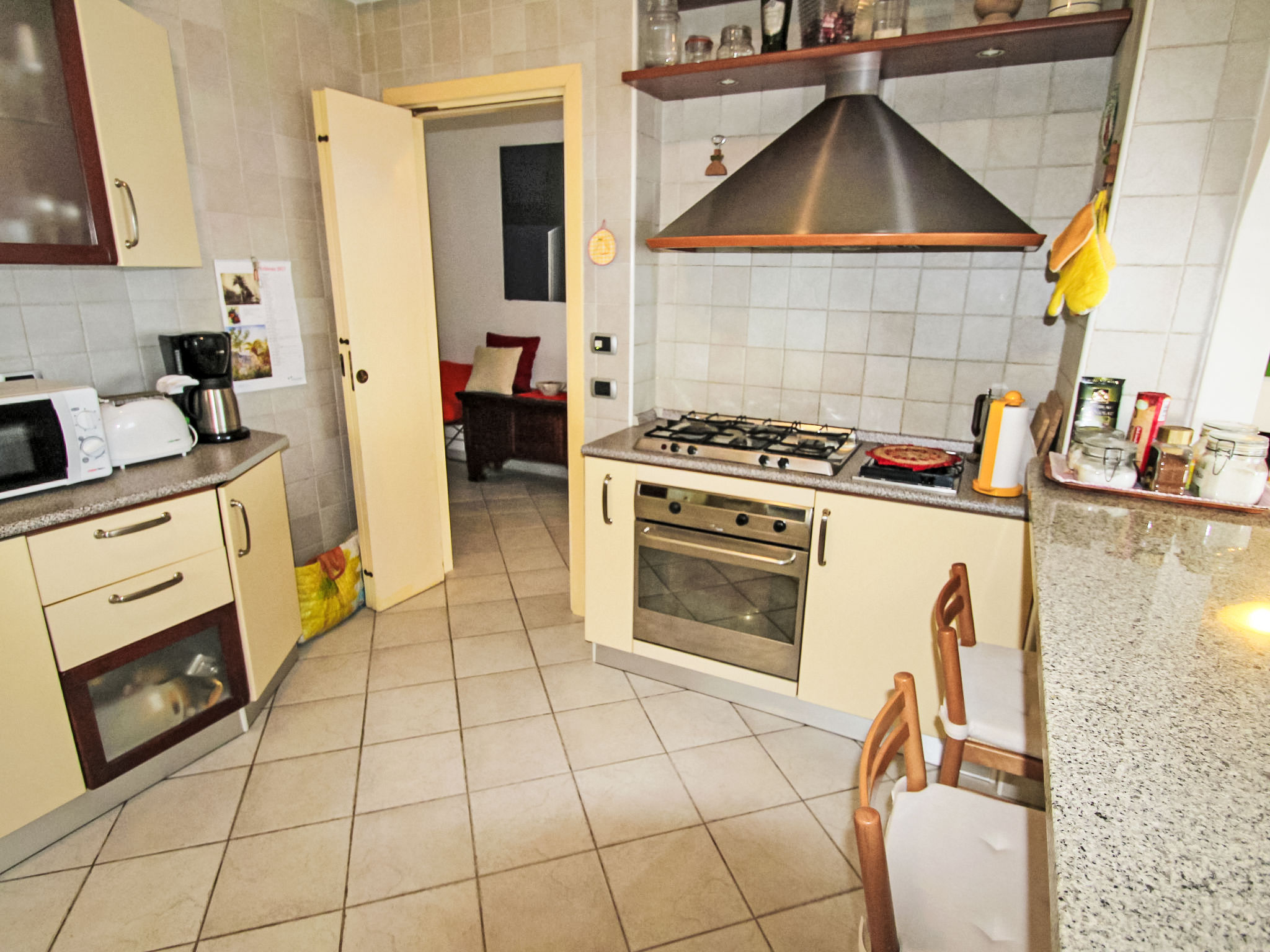 Kitchen / Dining Room