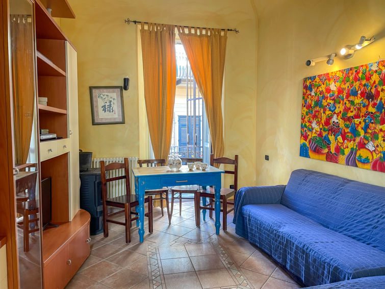 Search and Stay destination Finale Ligure, Liguria - Italy from AU$ 246. Porta Reale (FLG211)