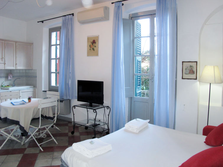 Search and Stay destination Finale Ligure, Liguria - Italy from AU$ 123. Isotta (FLG206)