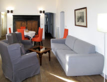 Apartment Camelot (FLG204)